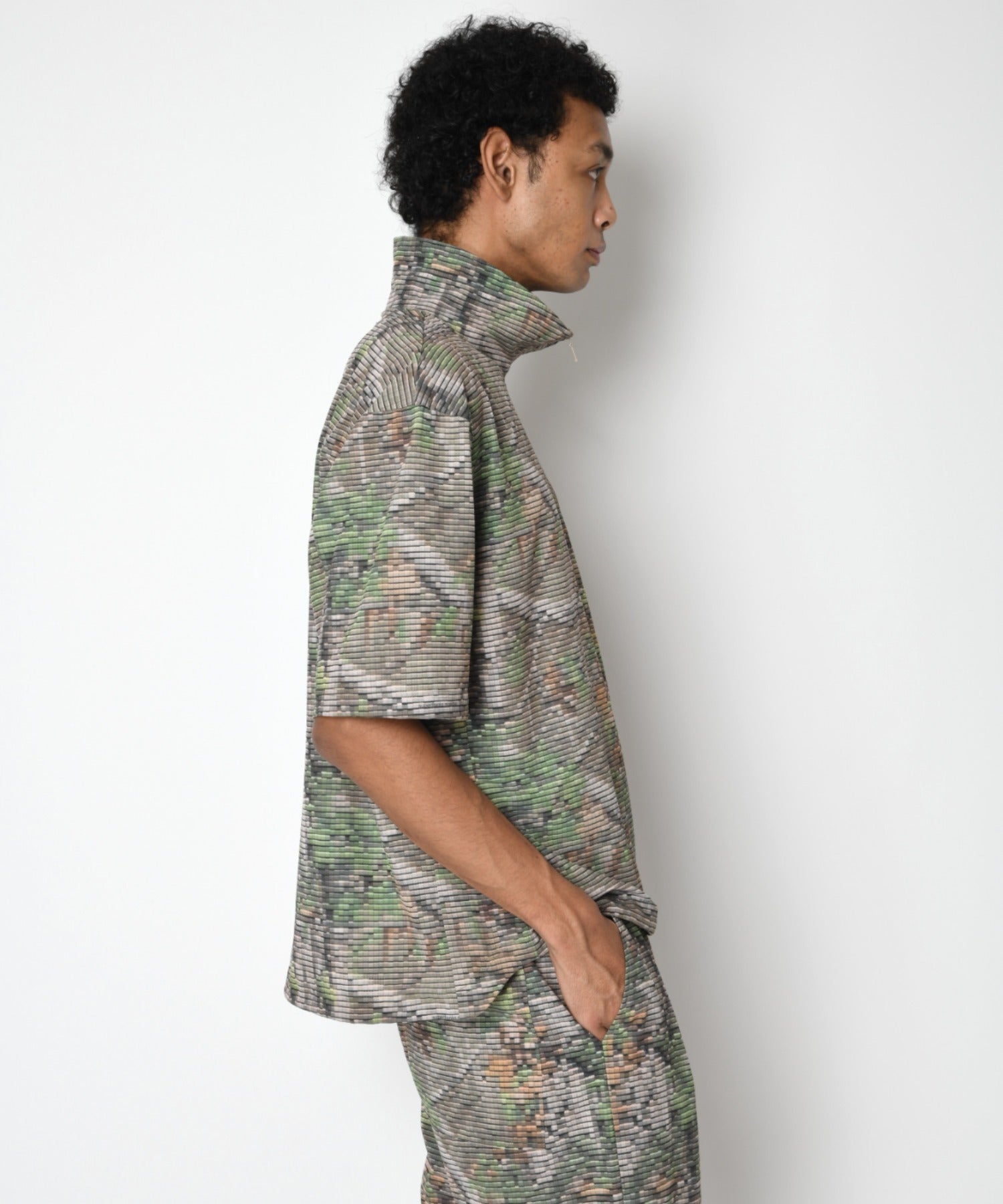 Technical S/S high-zip pullover - mosictree