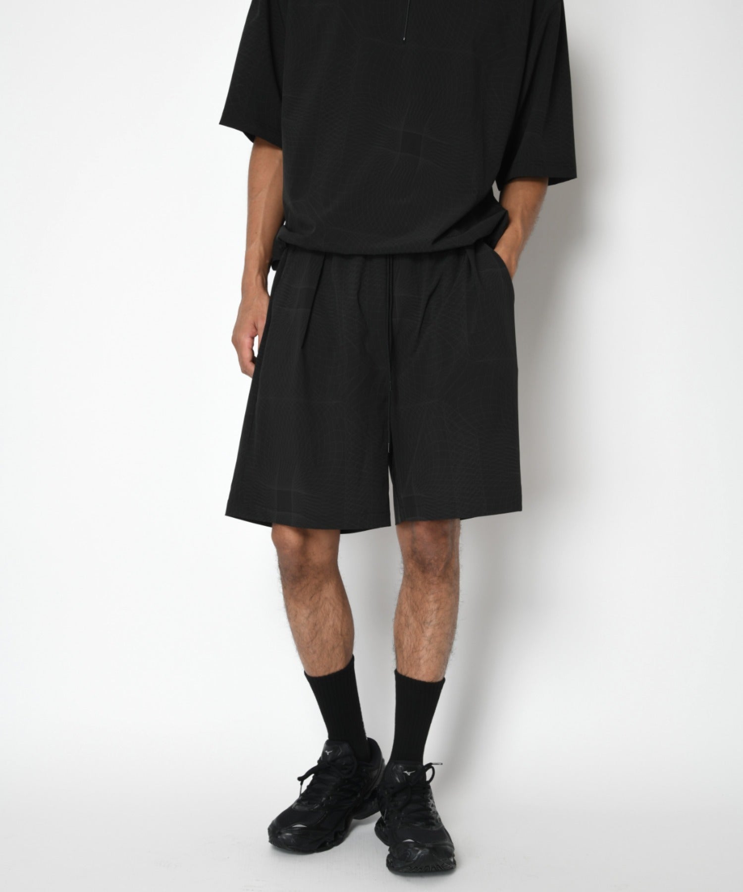 Technical easy shorts - lineblack