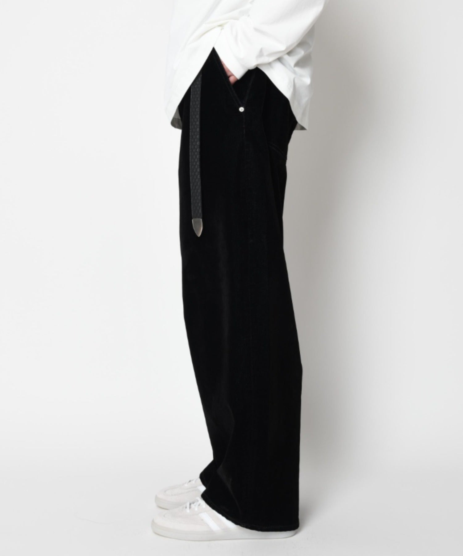 Black flocky denim barrel leg trousers - onewash black