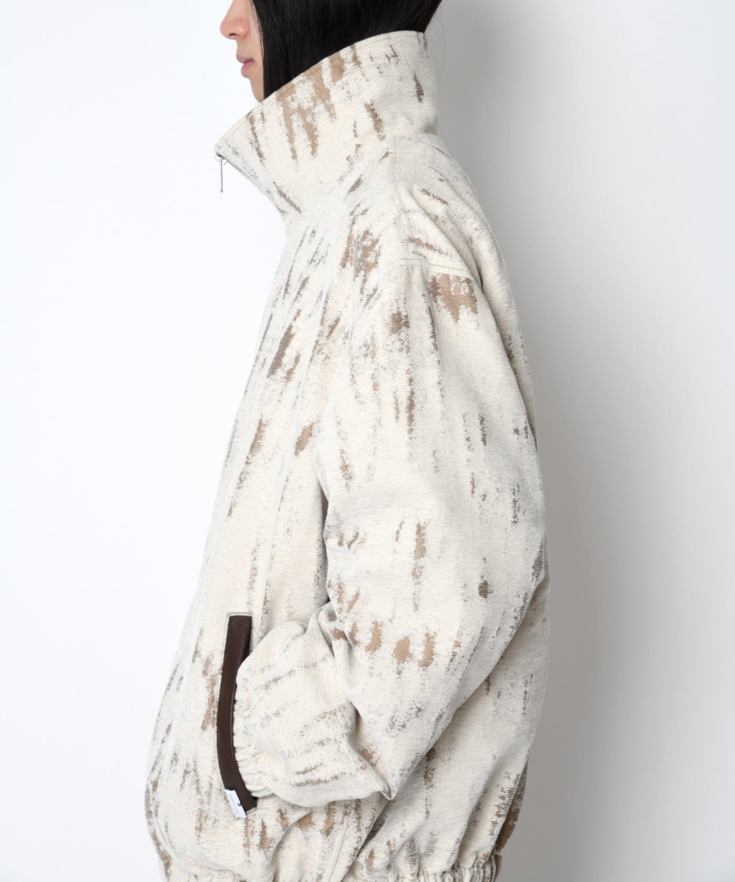 Damage jacquard stand-collar zip blouson - ivory / beige