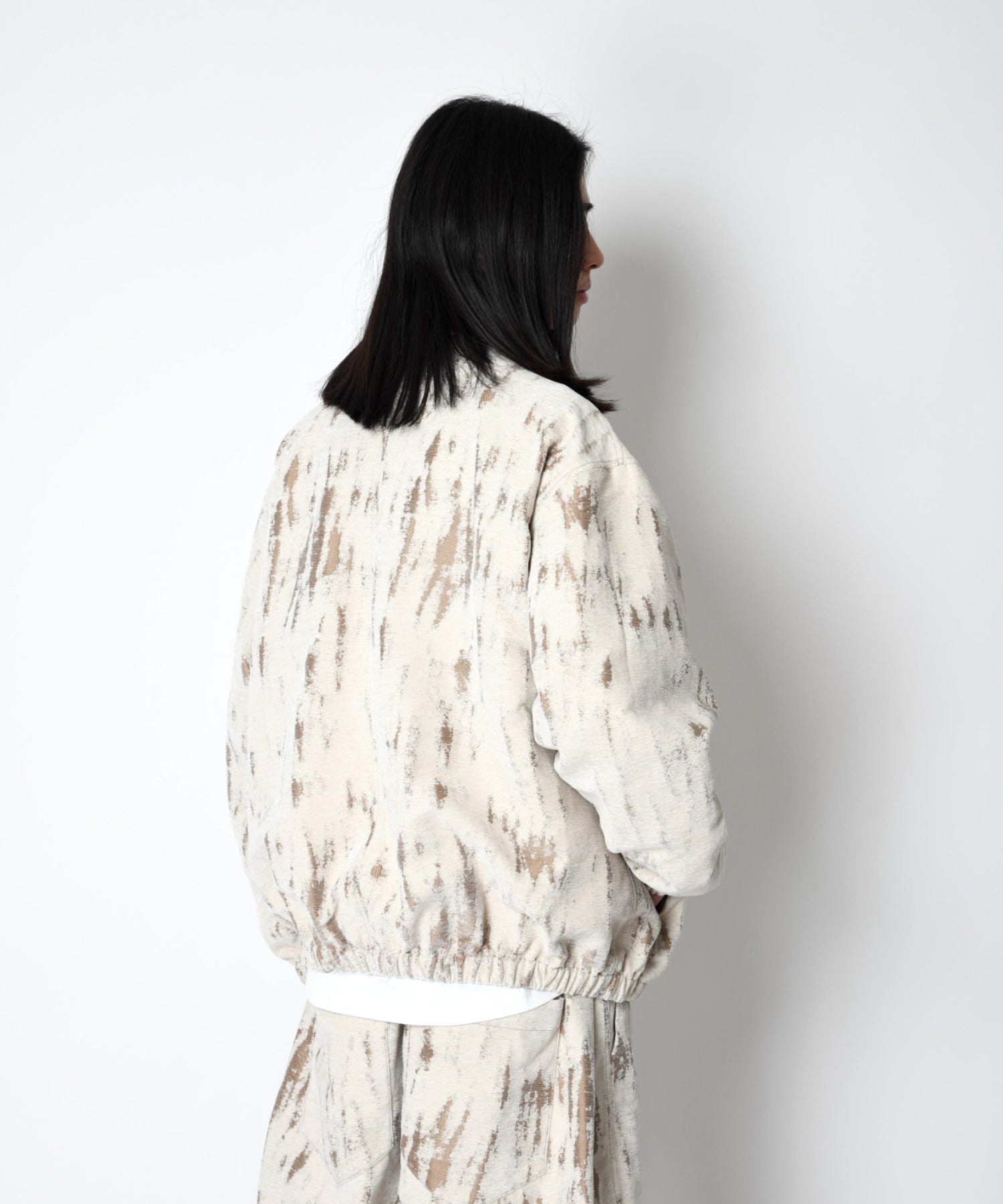 Damage jacquard stand-collar zip blouson - ivory / beige