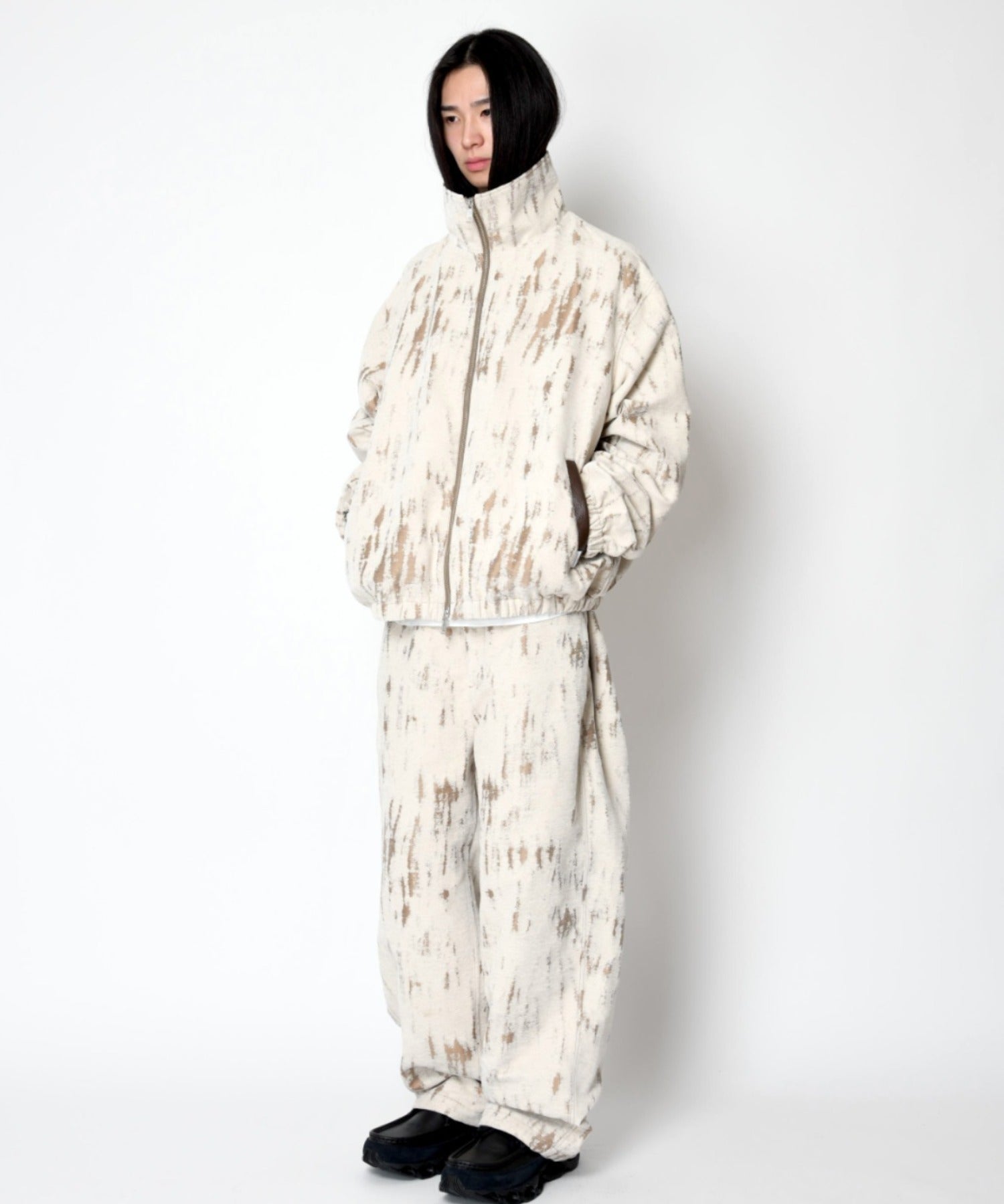 Damage jacquard side-tuck wide trousers - ivory / beige