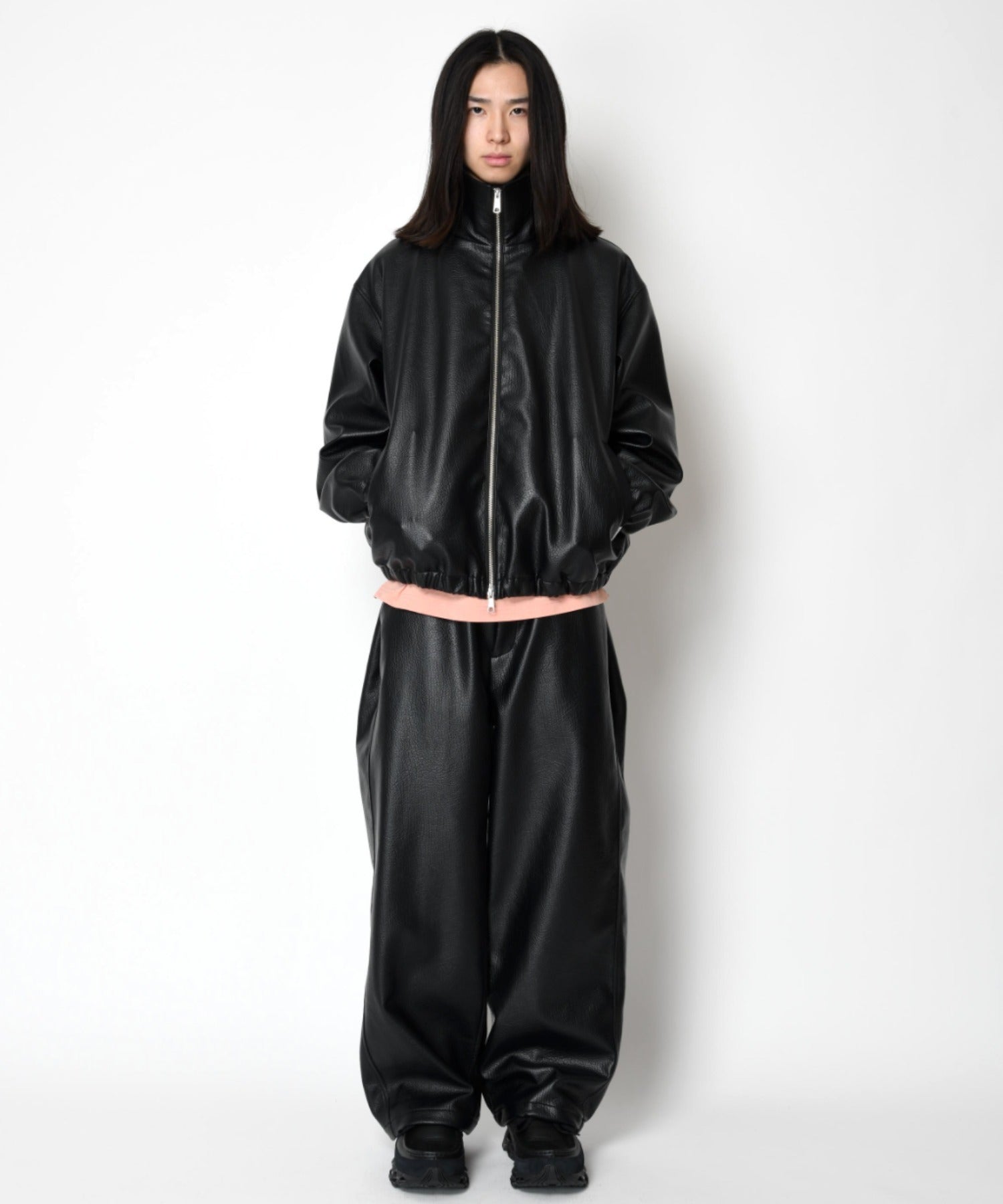 Shrink faux leather side-tuck wide trousers - faux leather black
