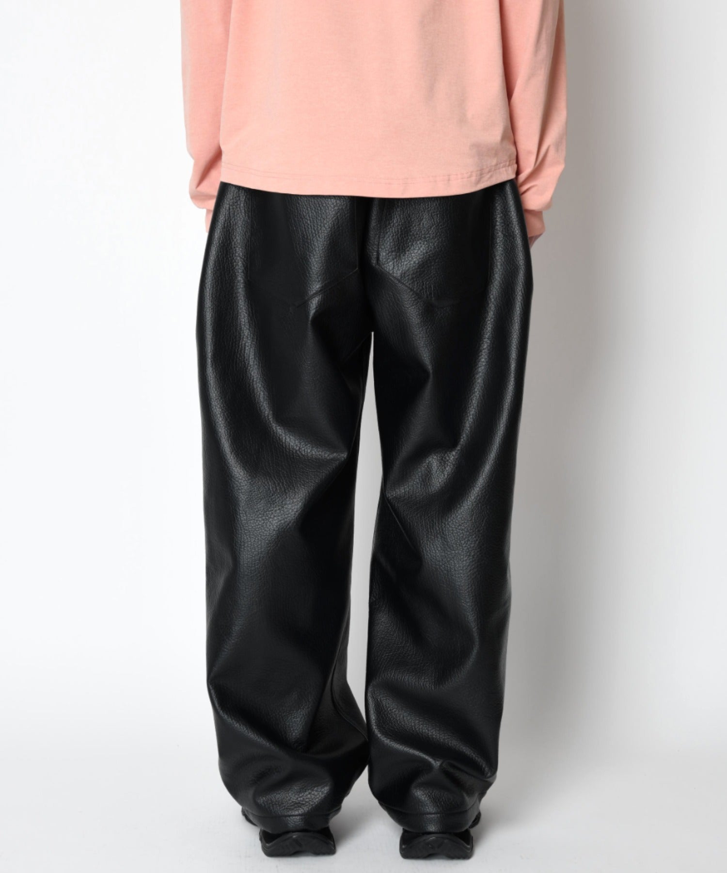 Shrink faux leather side-tuck wide trousers - faux leather black