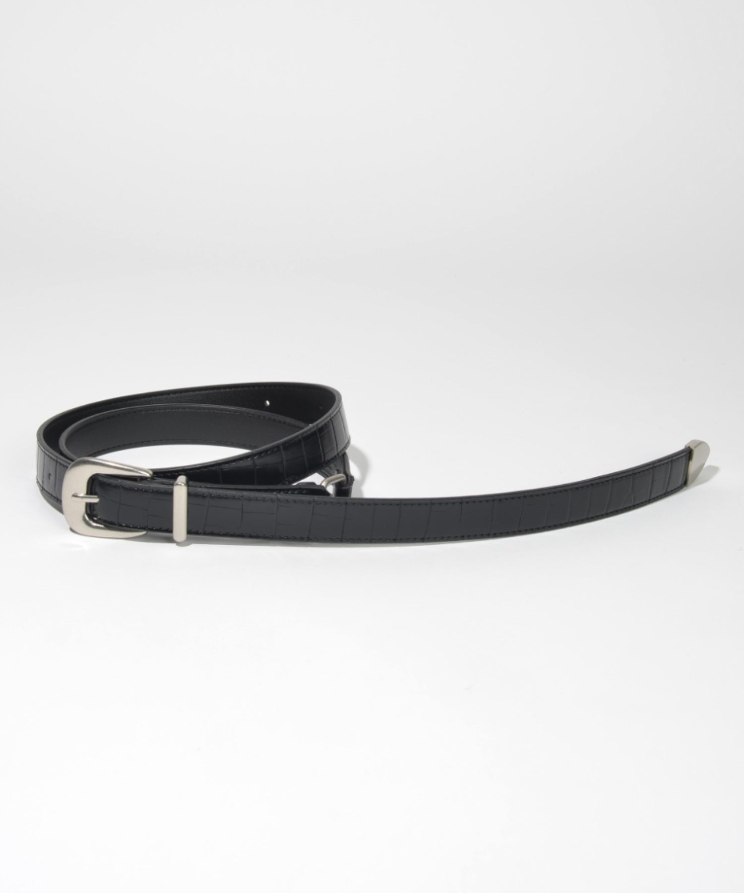 Long narrow emboss belt - mesh black