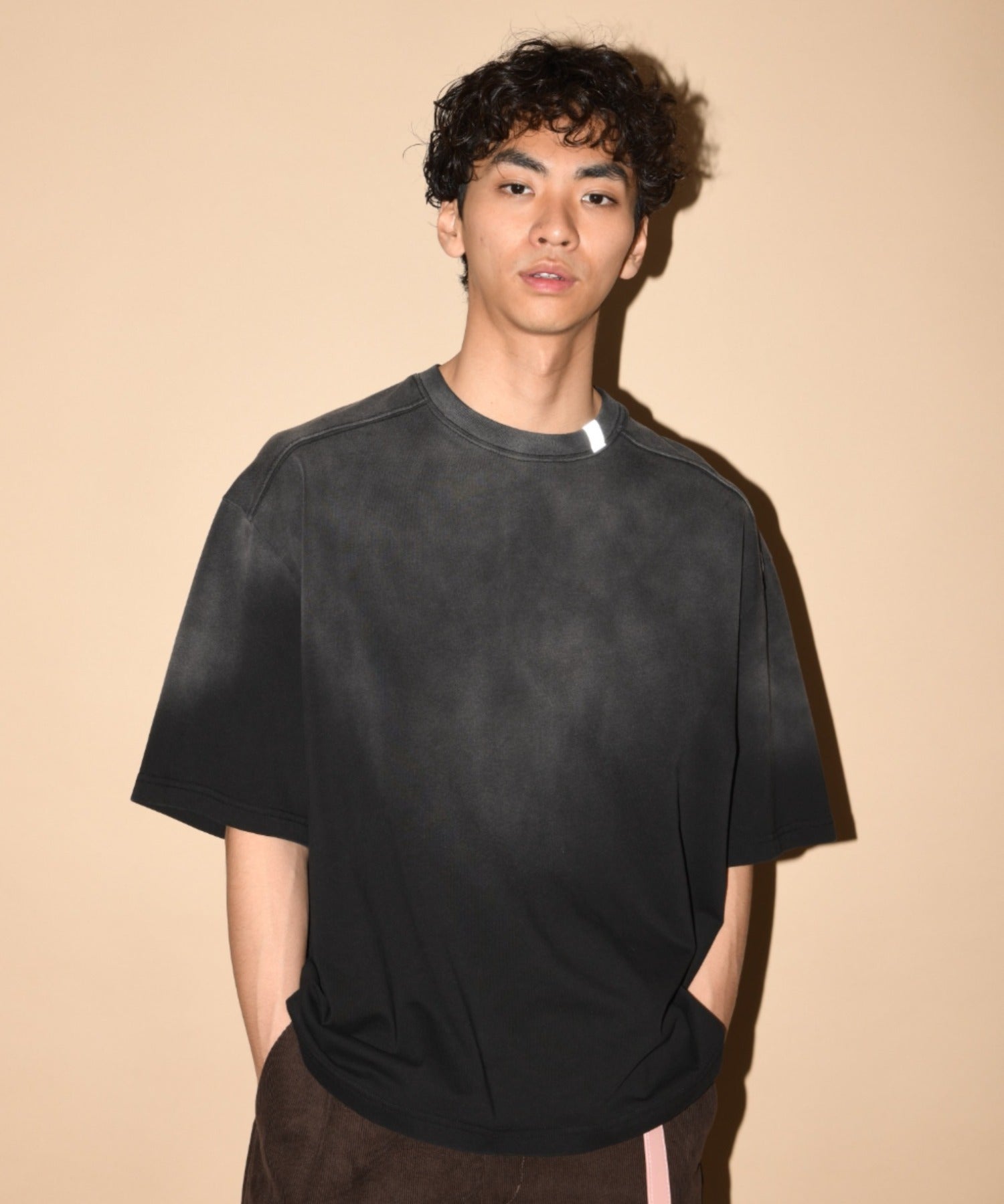 Sun faded Flocky print Sweat S/S T-shirt - black