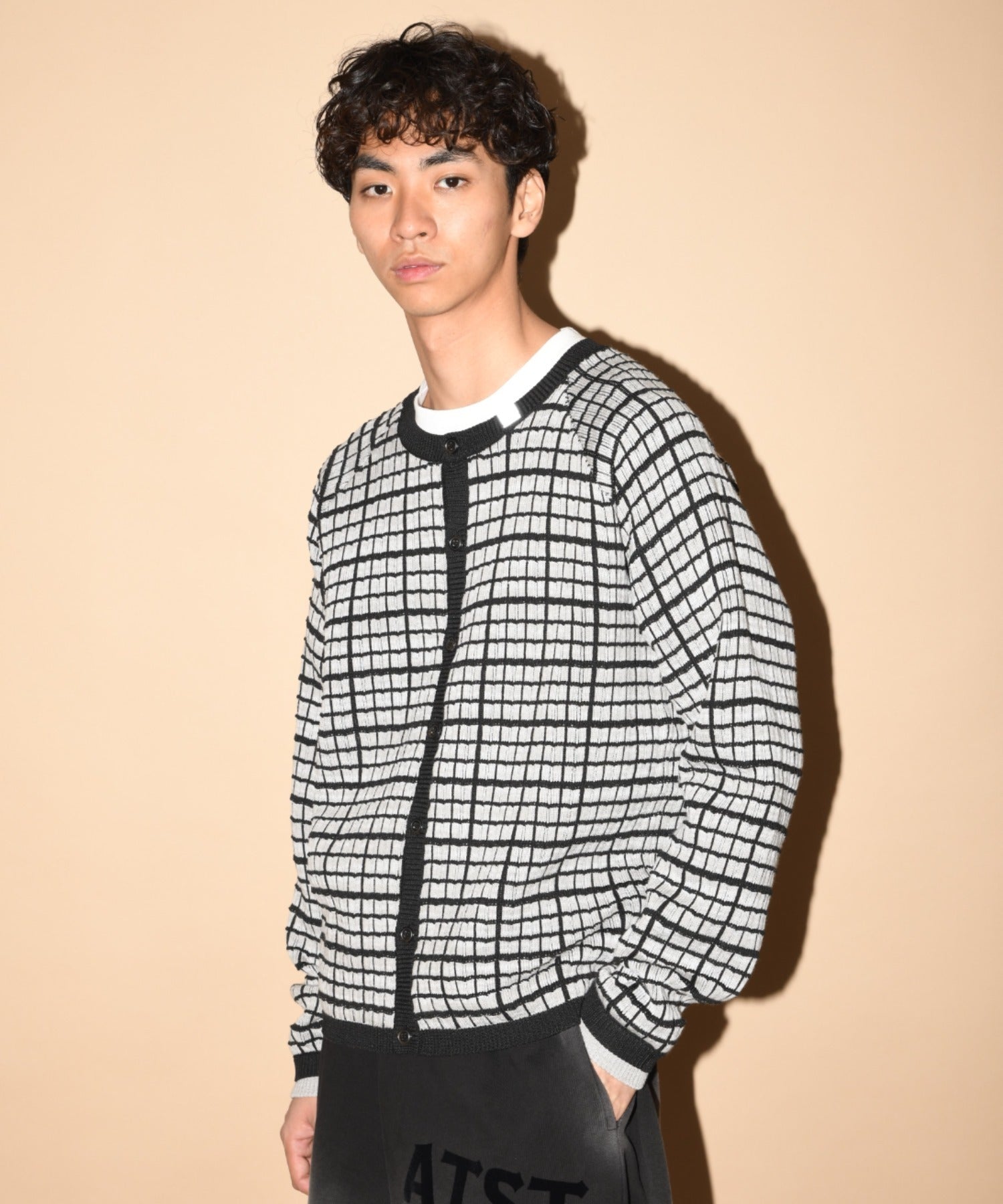 Graph check Knit Cardigan - cream/brown