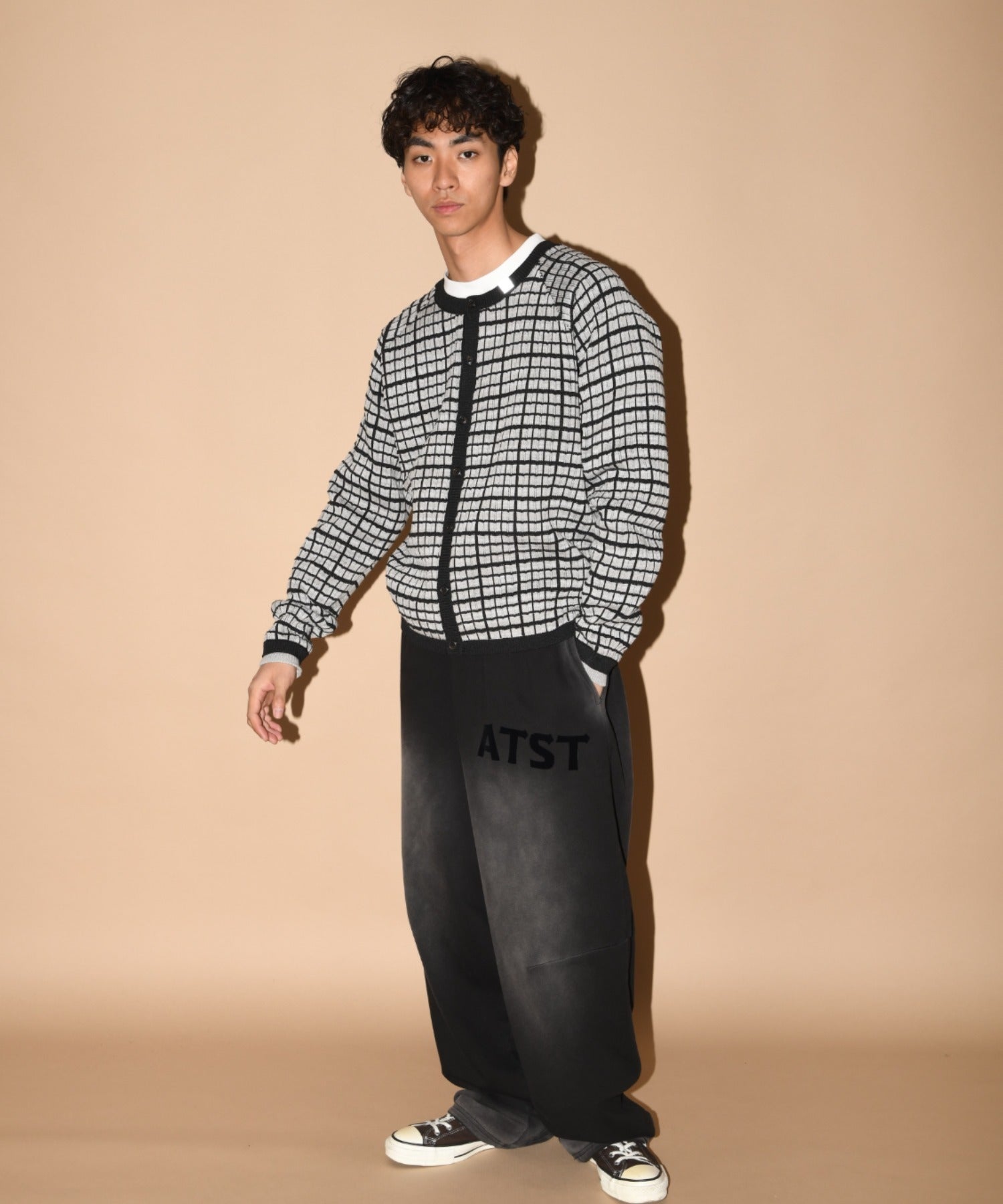 Graph check Knit Cardigan - cream/brown