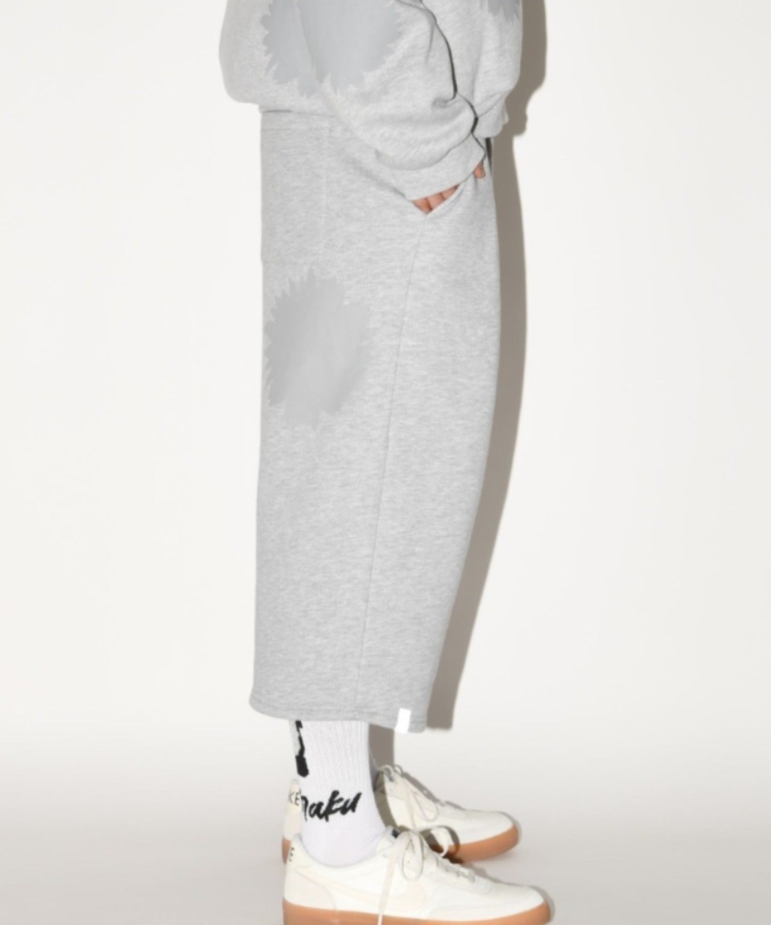 Flower sweat cropped wide trousers - ash gray