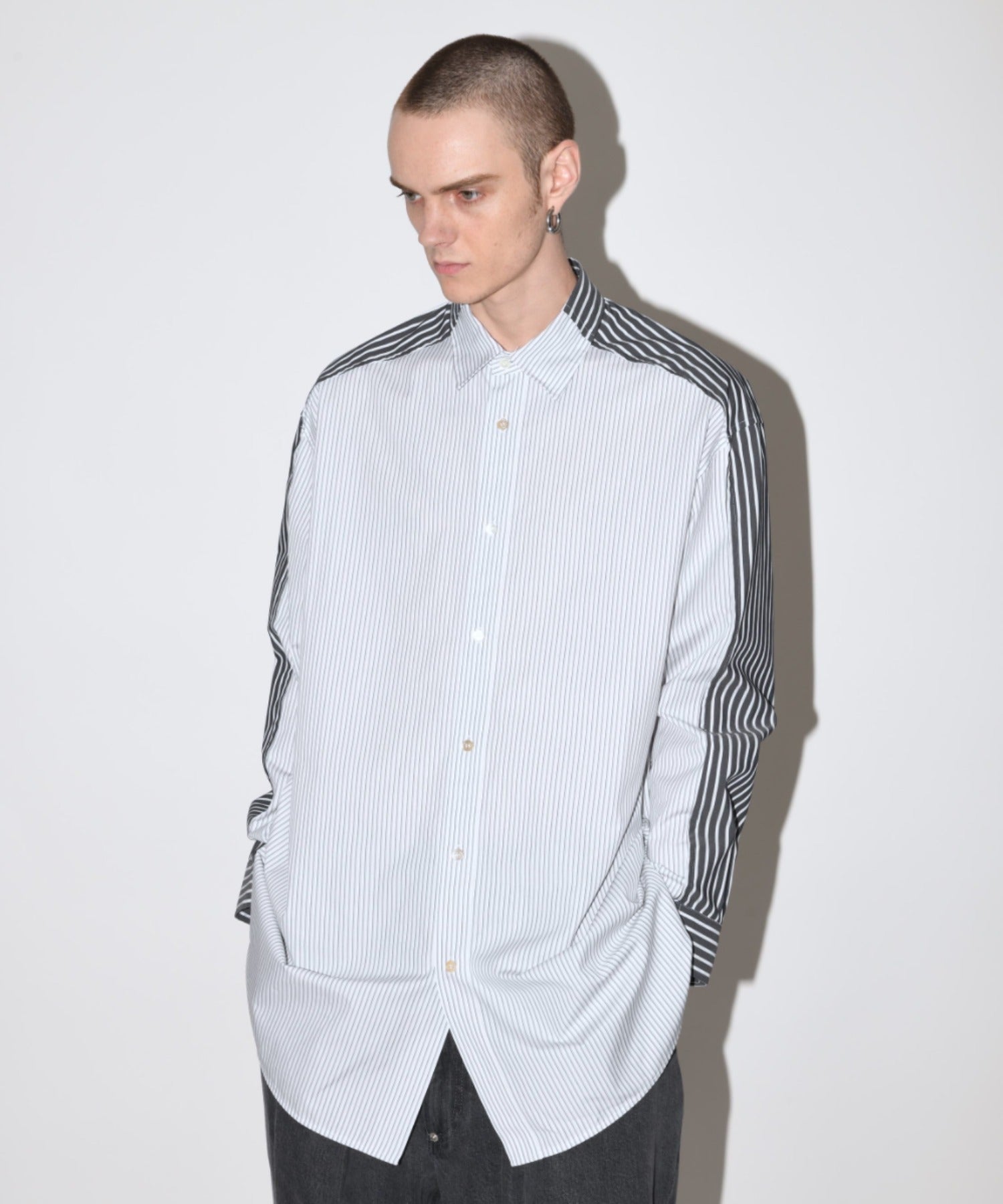 Outsider Shirt - gray stripe