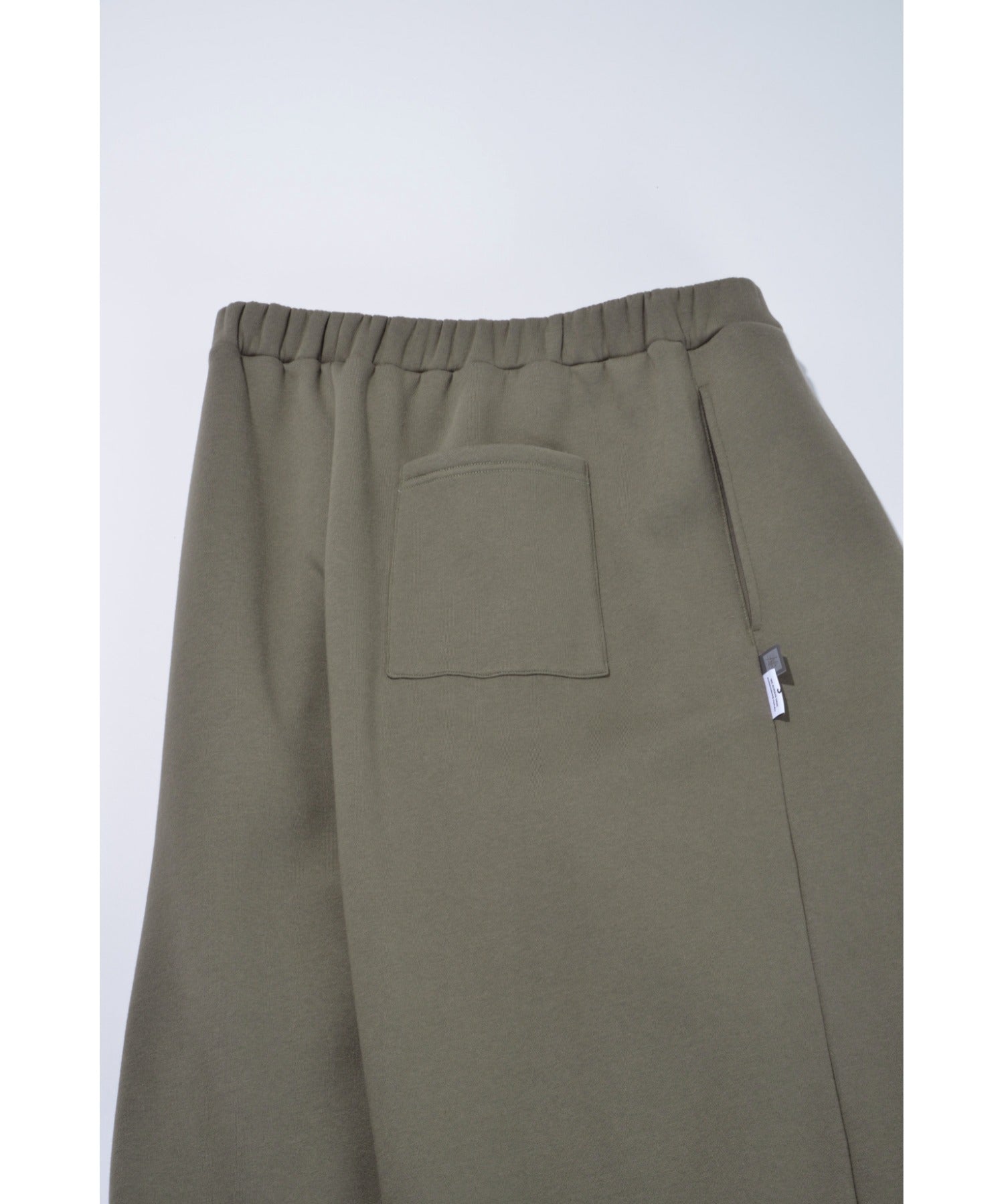 Wide tuck sweat trousers - almond green