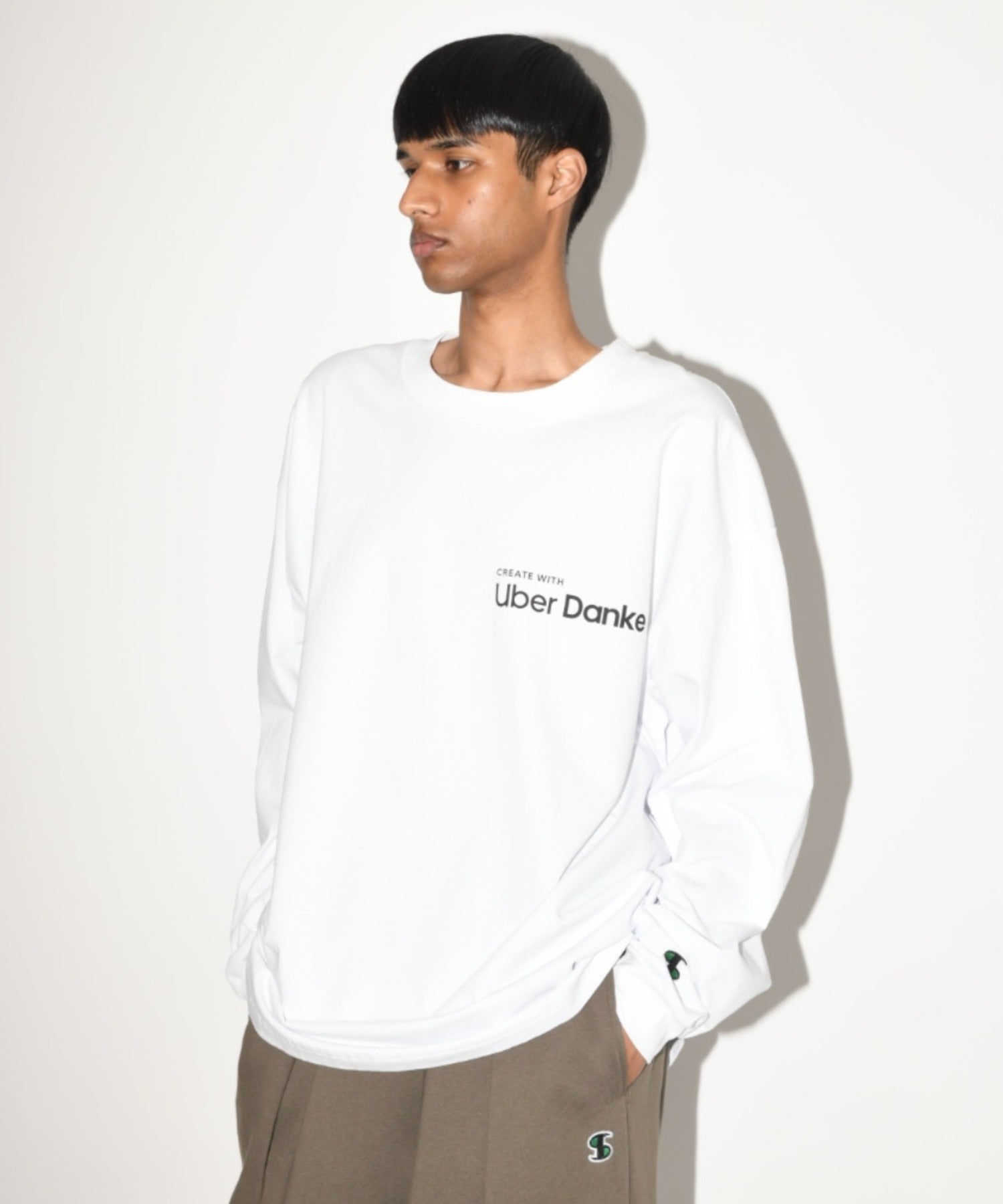 Uber Danke' L/S T-shirt - white