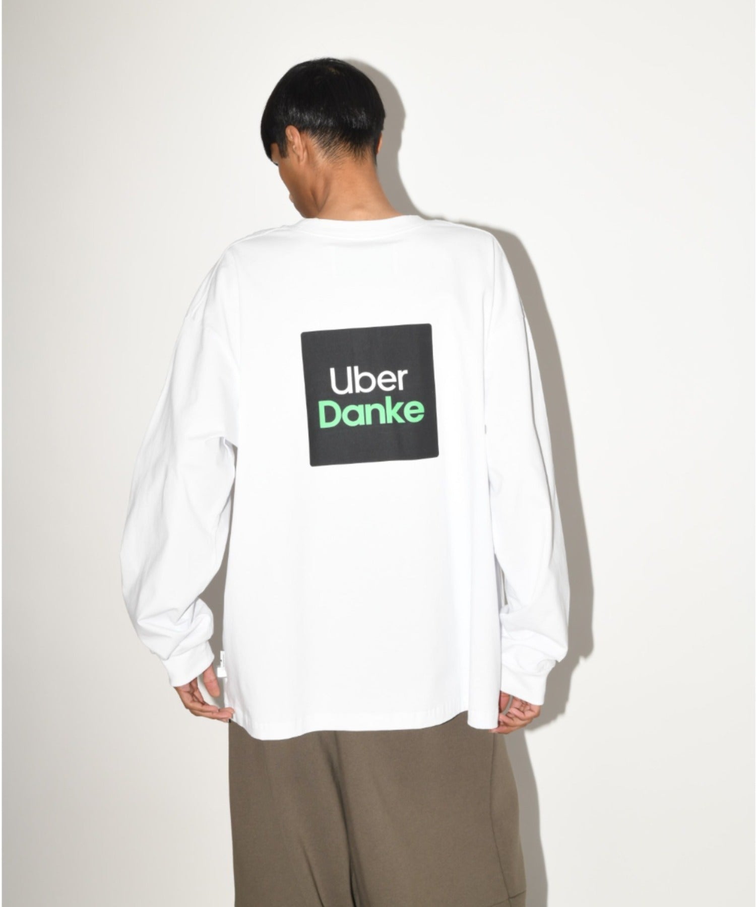 Uber Danke' L/S T-shirt - white