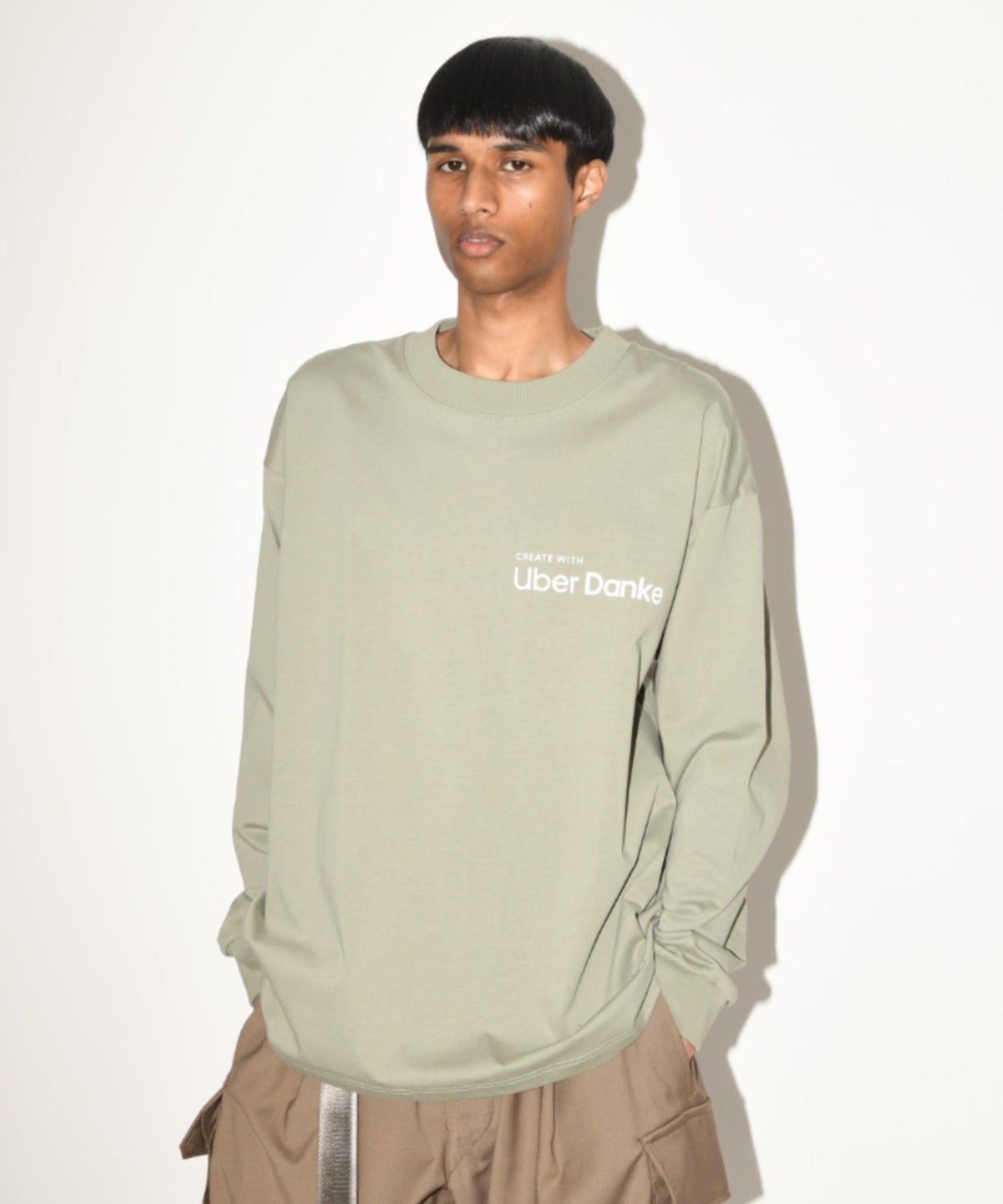 Uber Danke' L/S T-shirt - white