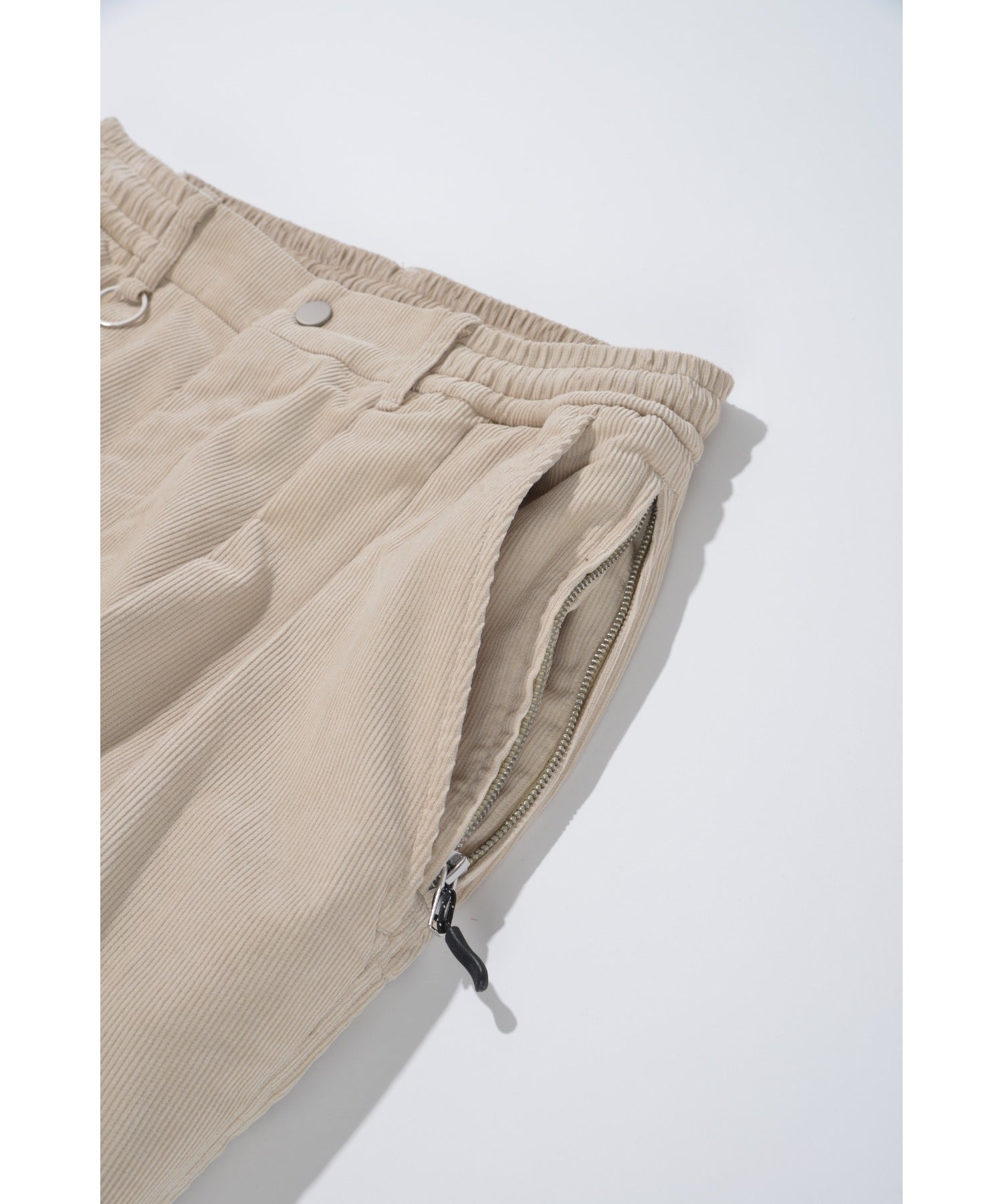 Corduroy neo slacks - black