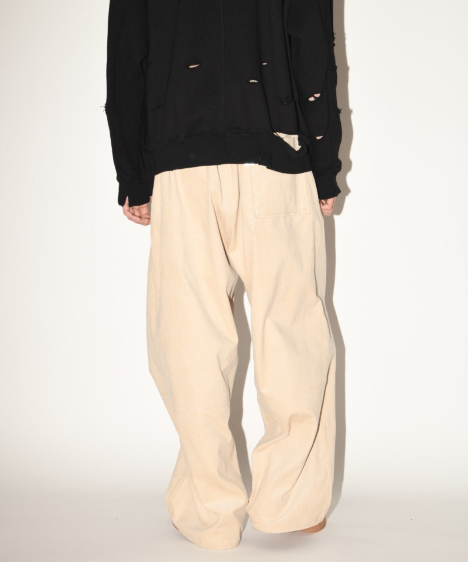 Corduroy neo slacks - black