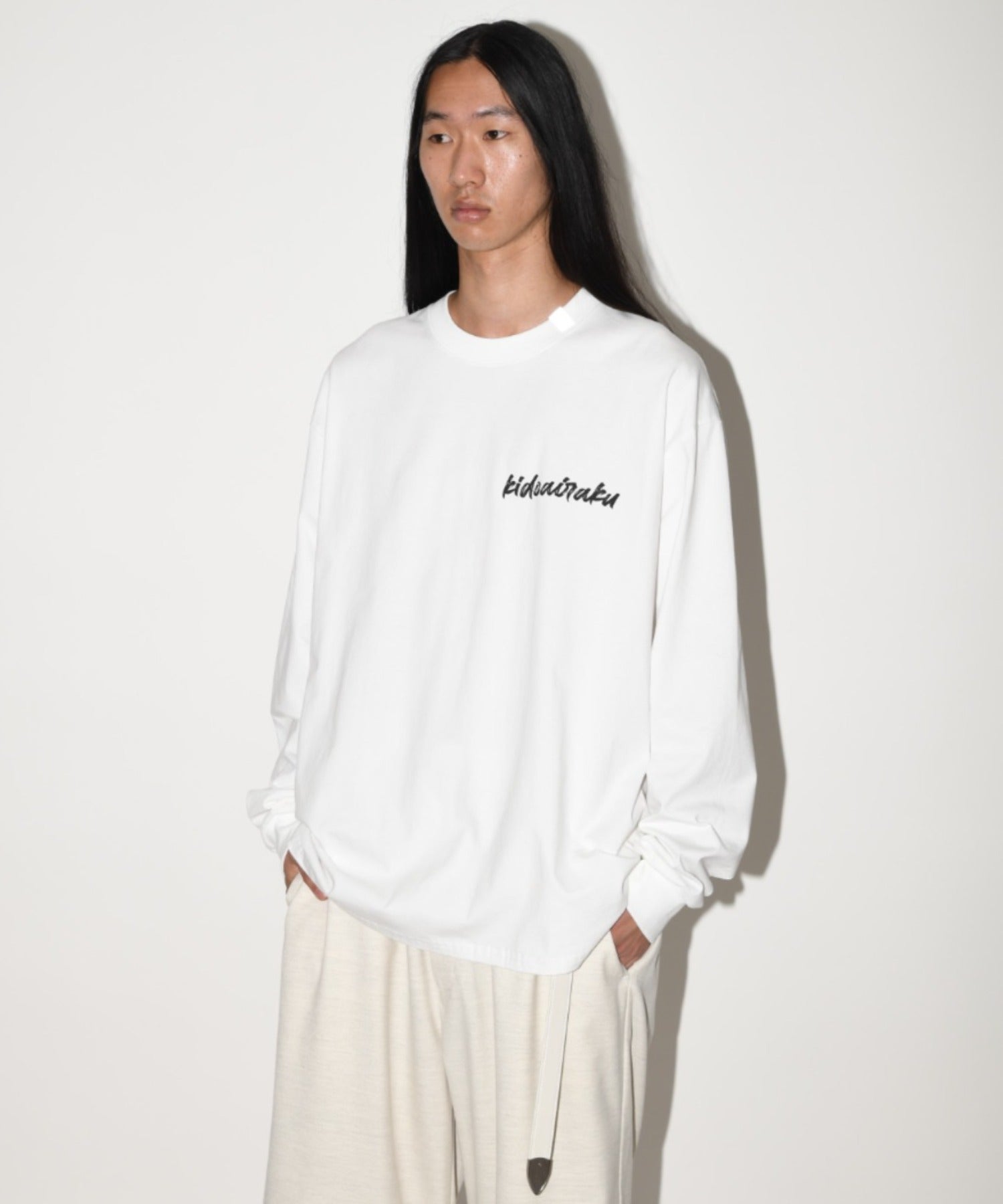"kidoairaku"L/S T-shirt - white