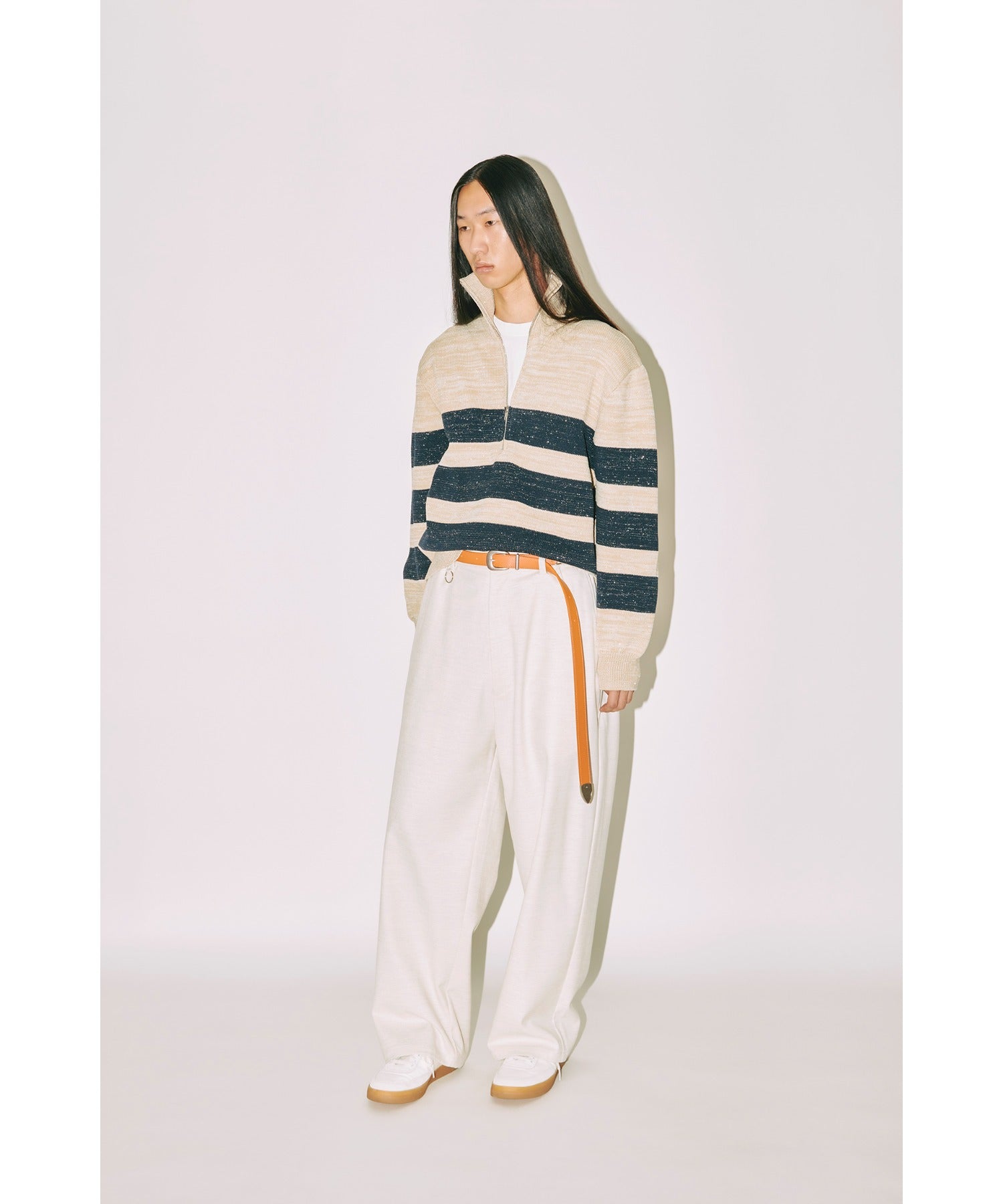 Long narrow belt - white