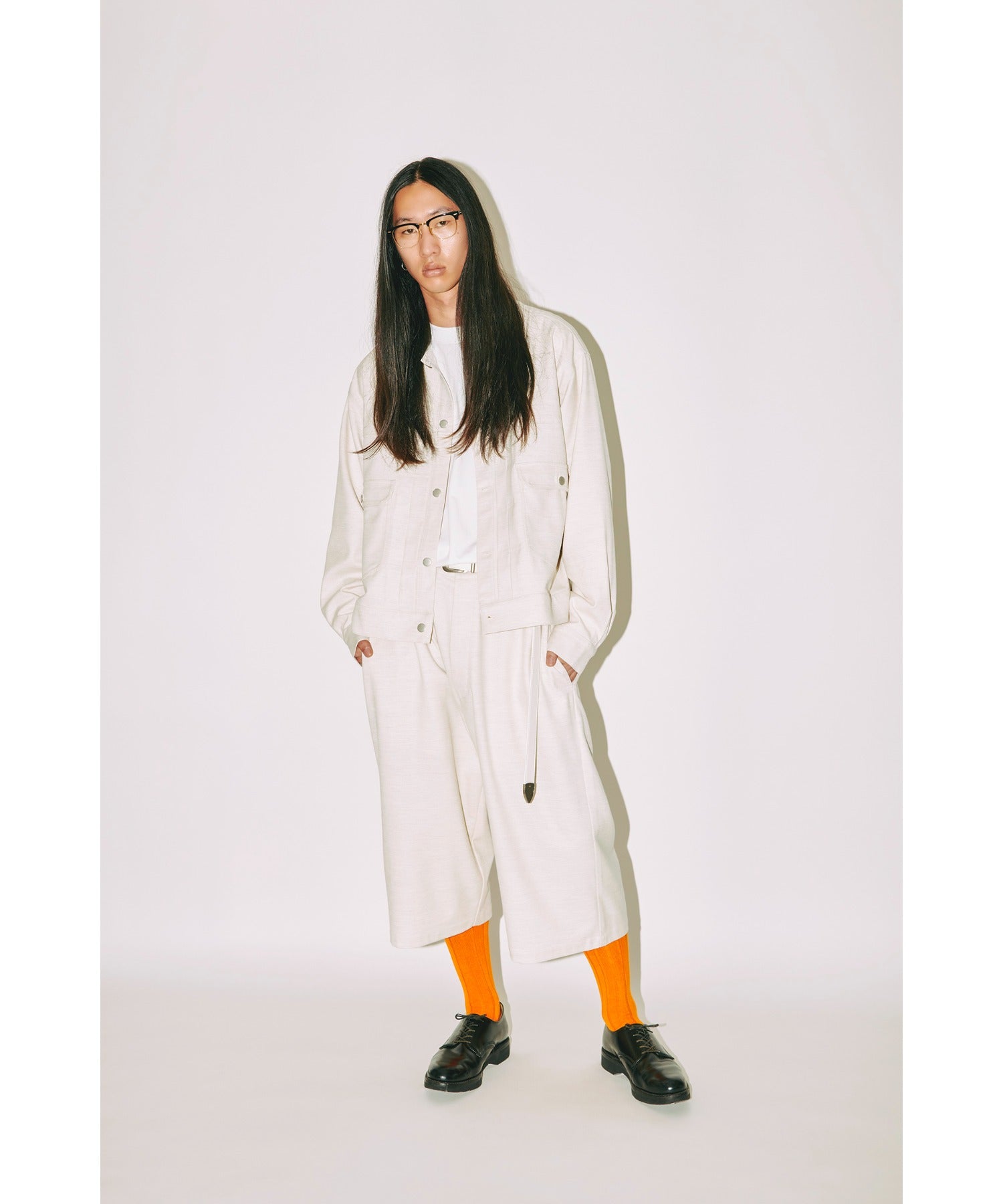 Long narrow belt - white