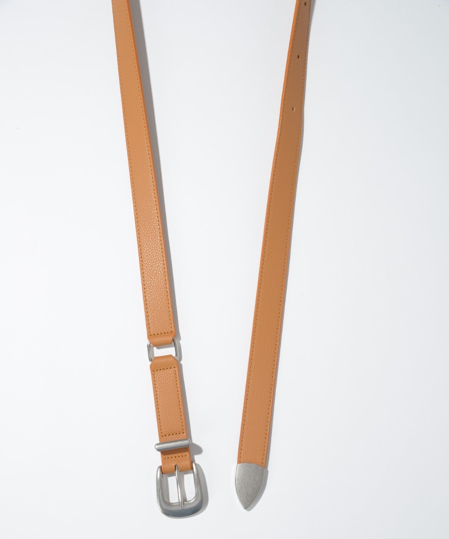 Long narrow belt - white