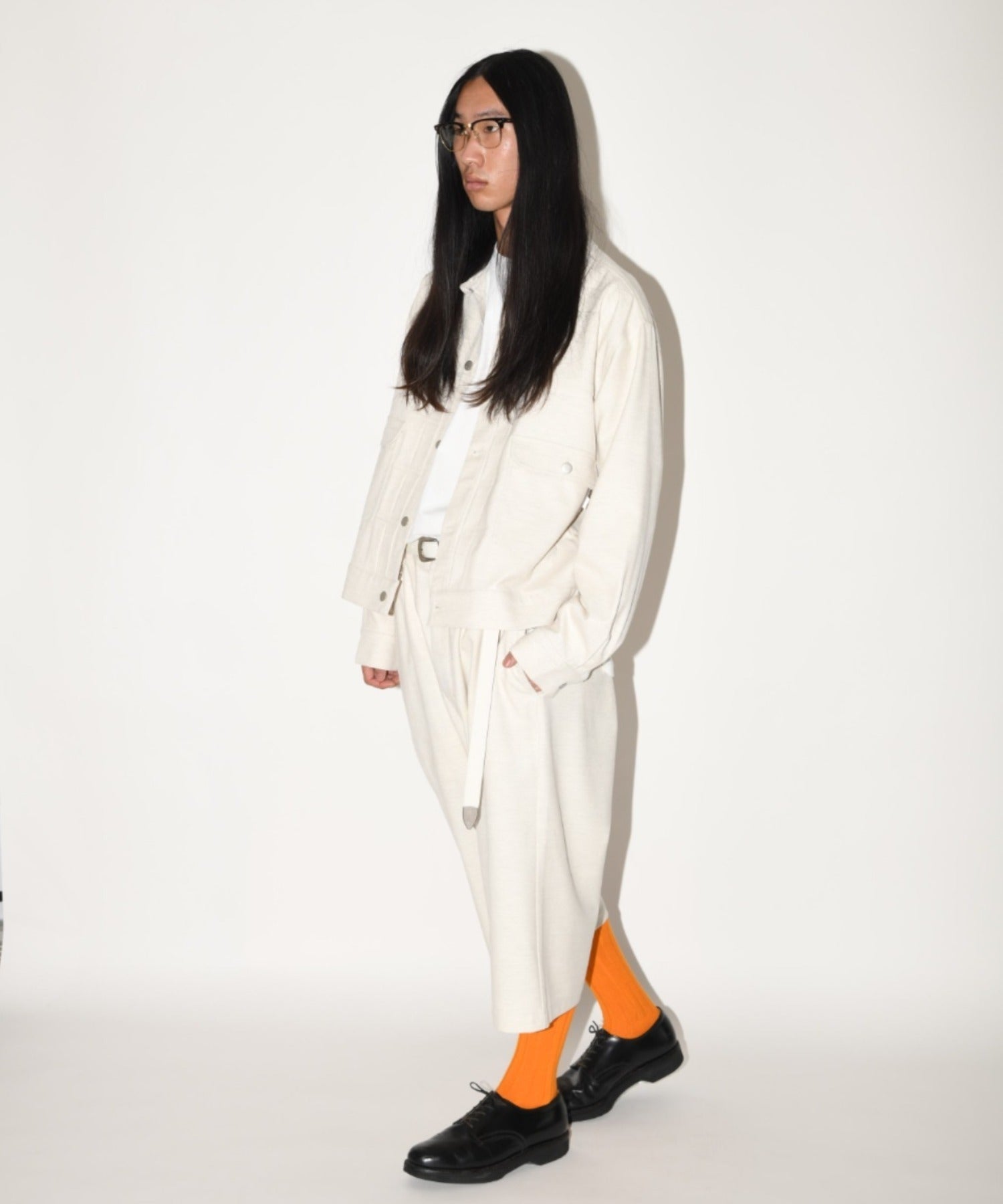 Long narrow belt - white