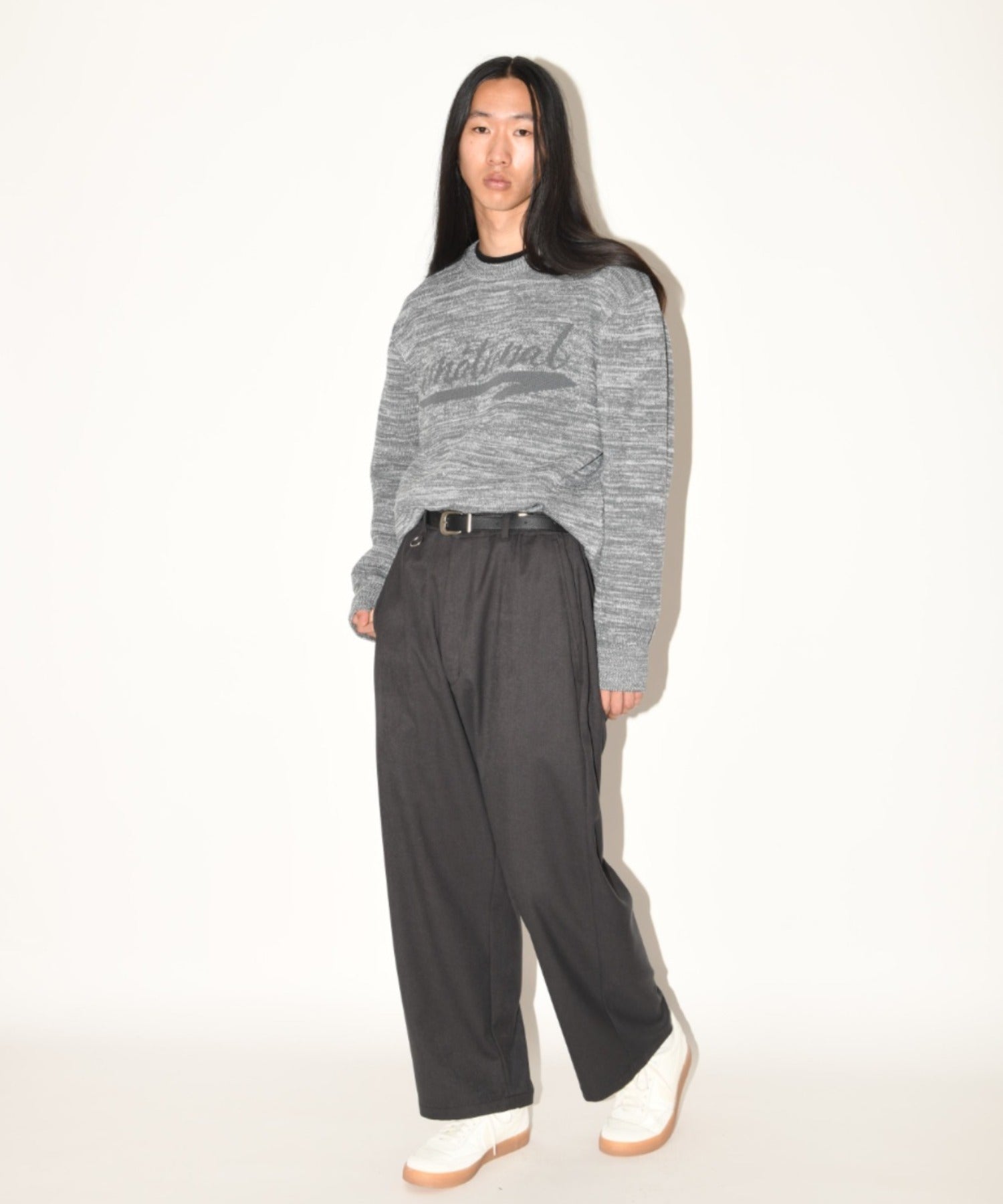 Long narrow belt - white
