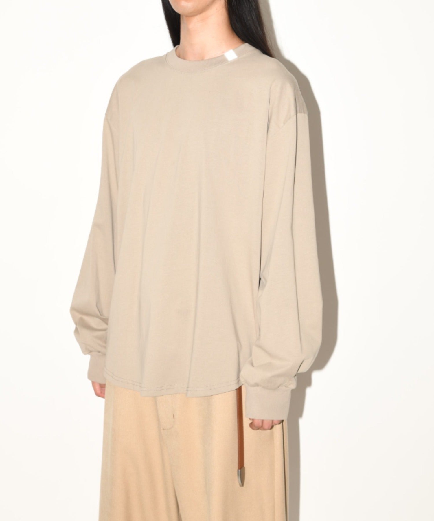 Long narrow belt - white