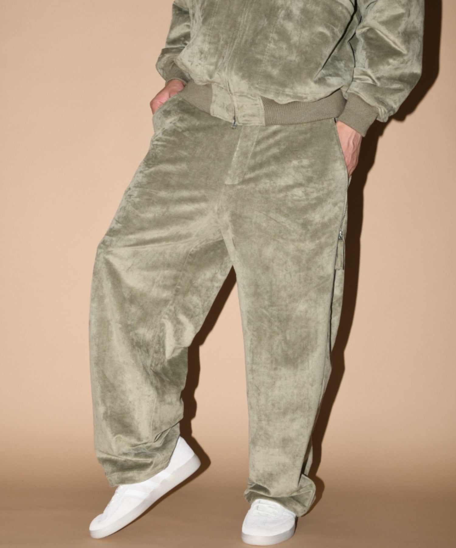 Faux Suede Side-zip Wide Pants - black