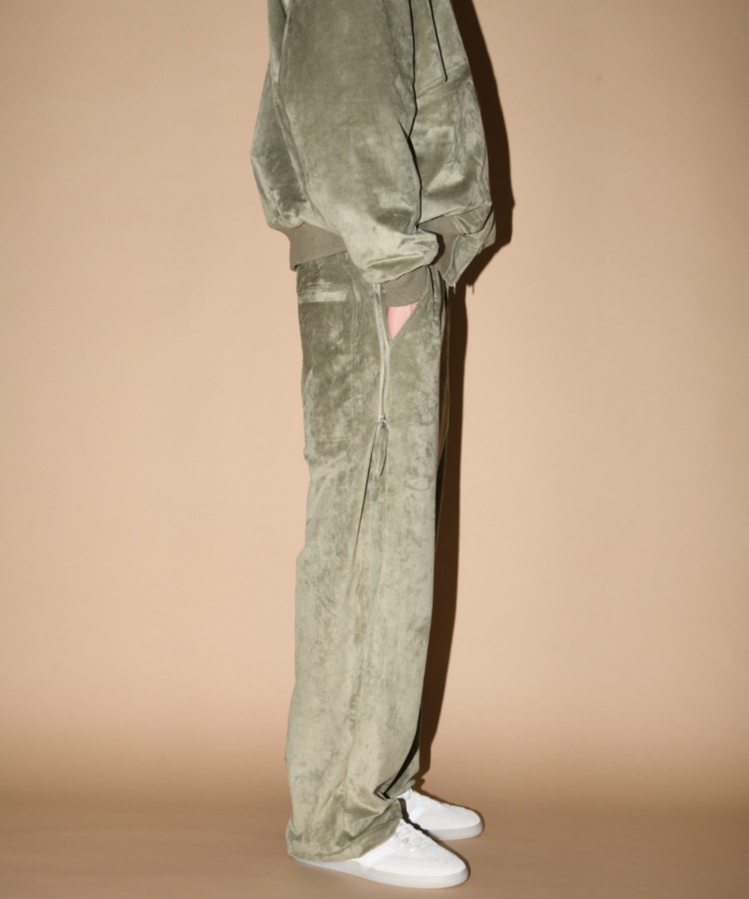 Faux Suede Side-zip Wide Pants - black