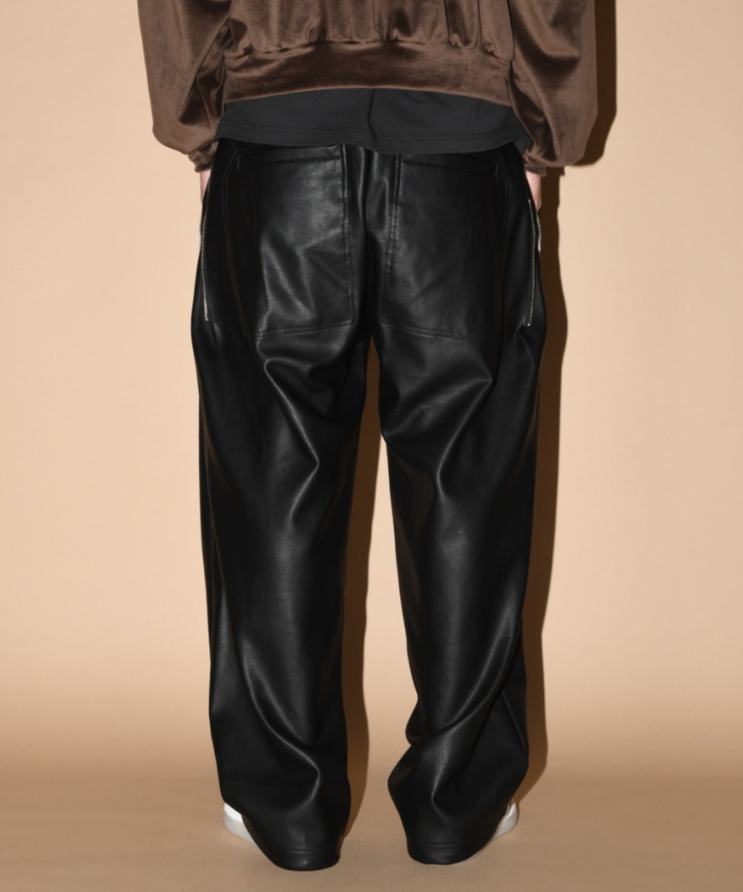 Faux Leather Side-zip Wide Pants - black