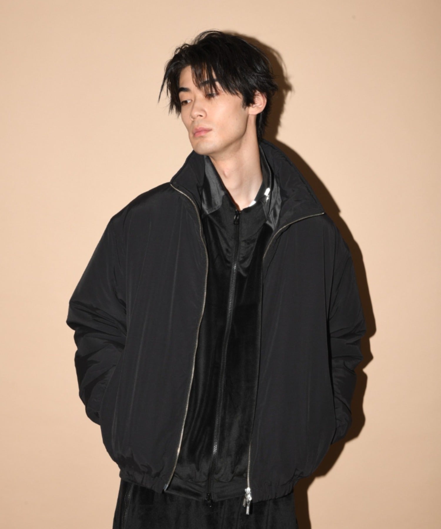 Zip-up Padded Short Jacket - black