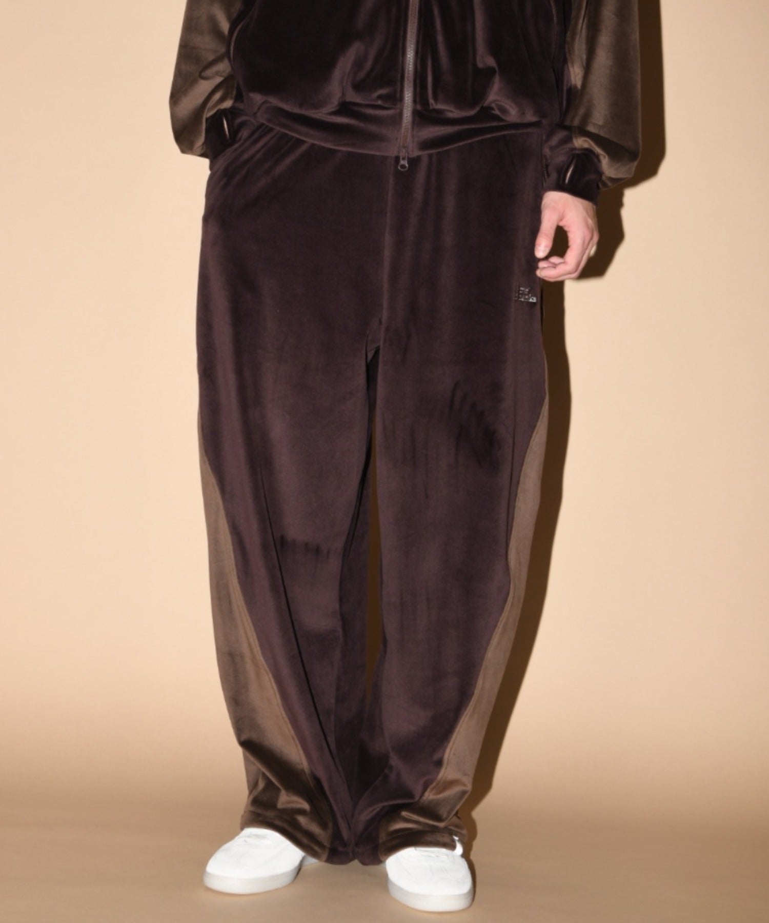 Velour Panel Wide Pants - black/gray