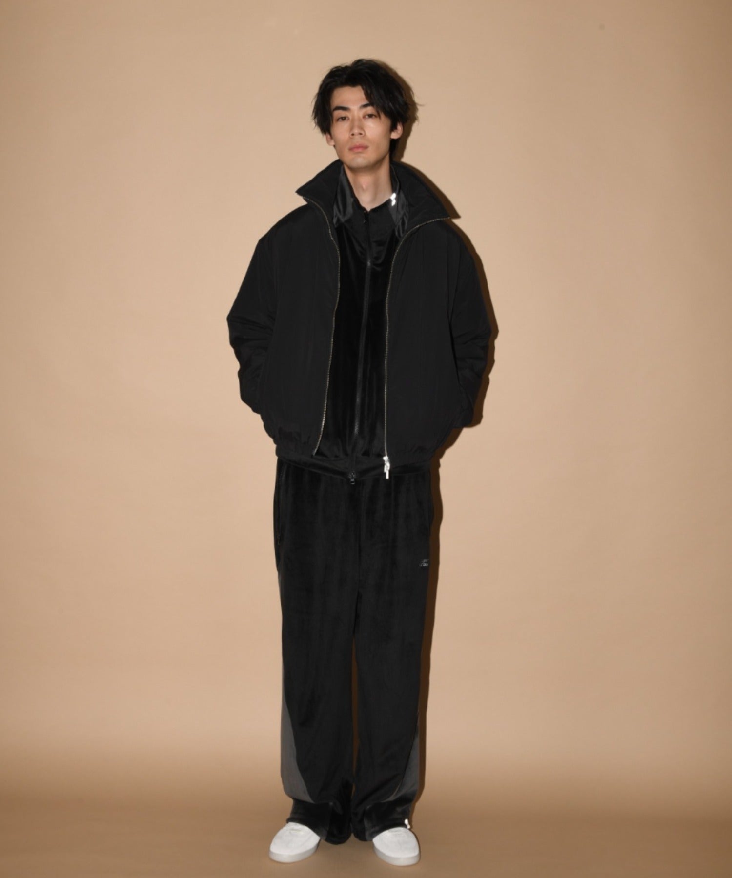 Velour Panel Wide Pants - black/gray