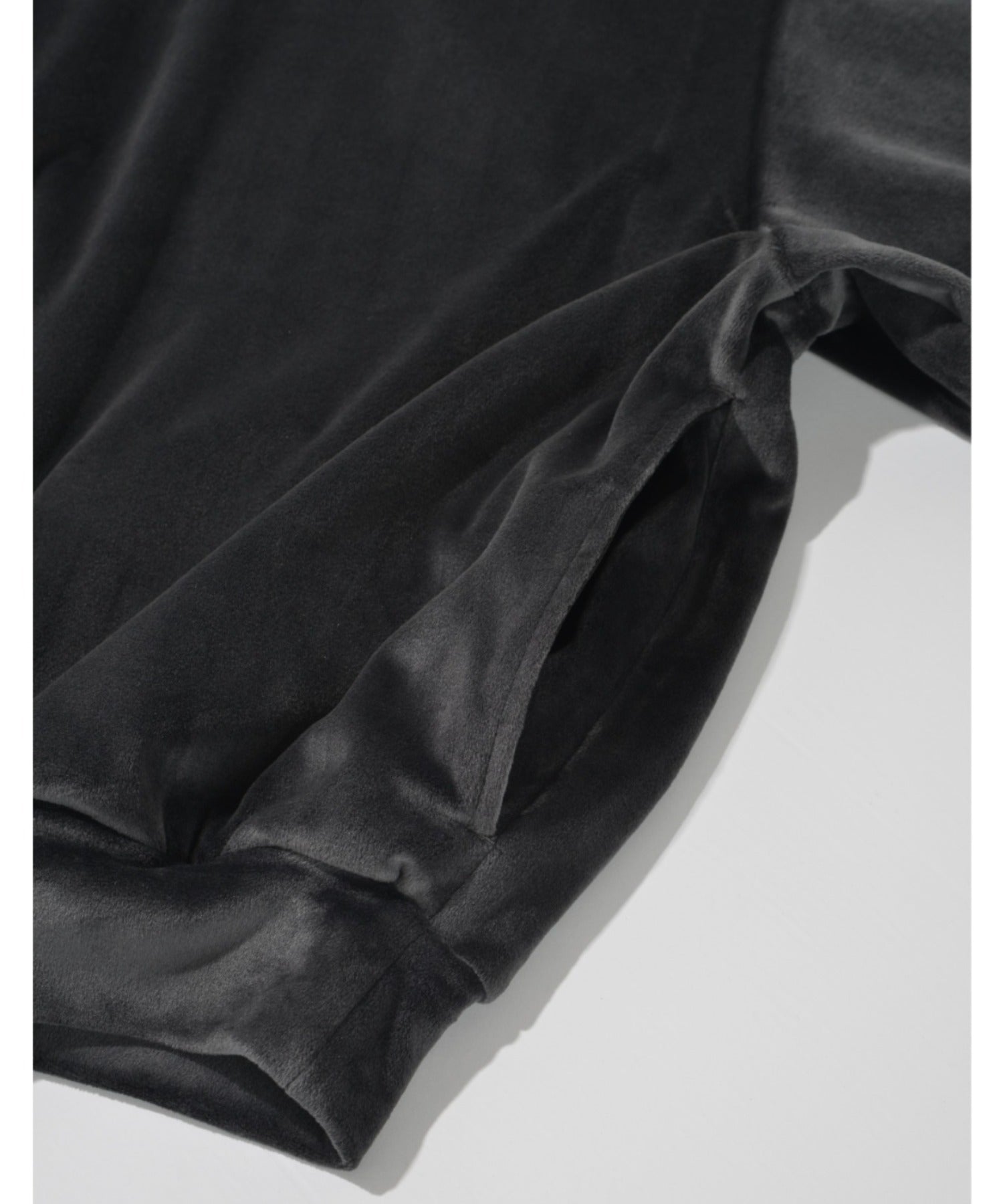 Velour Short Hoodie - black