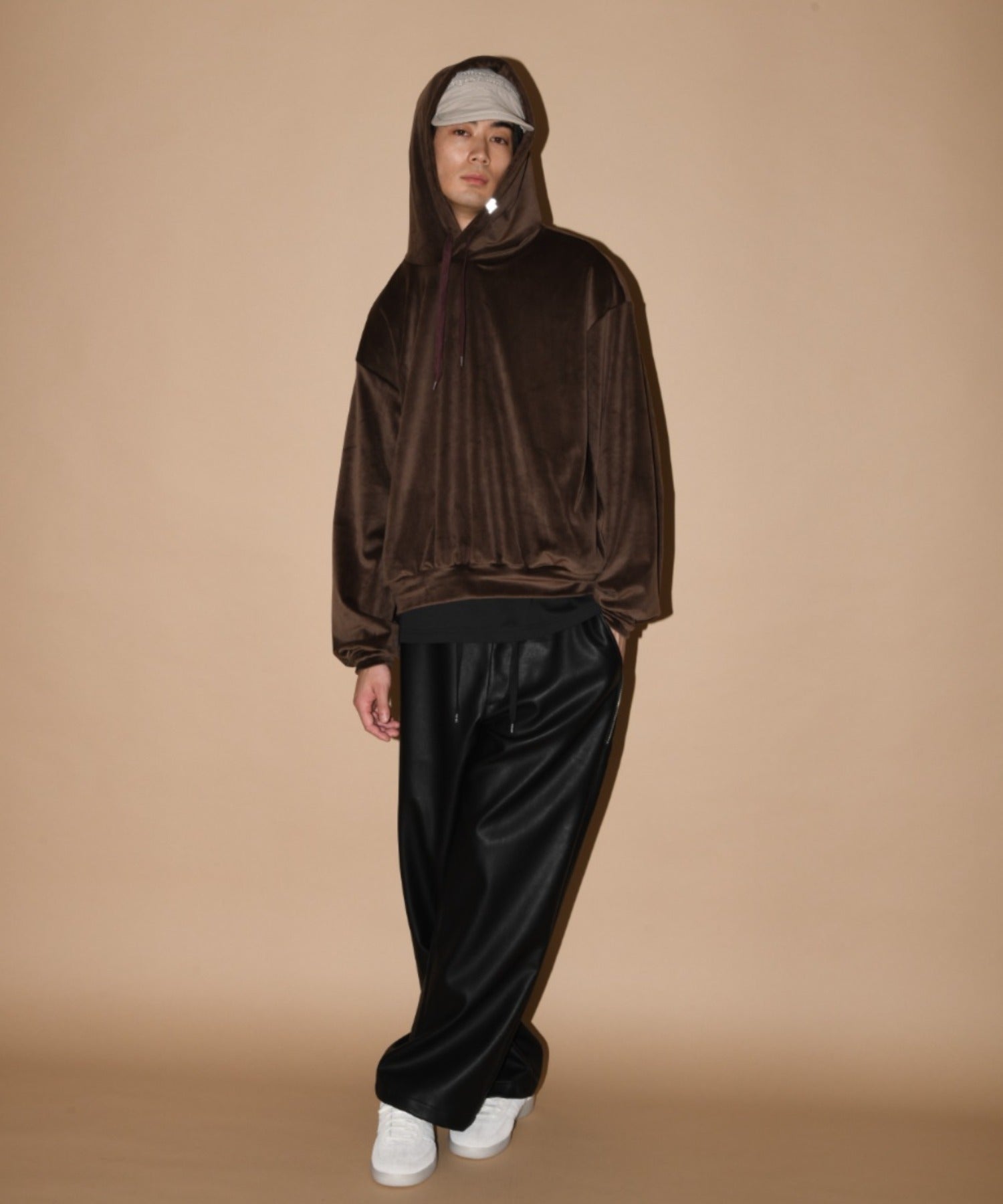 Faux Leather Side-zip Wide Pants - black