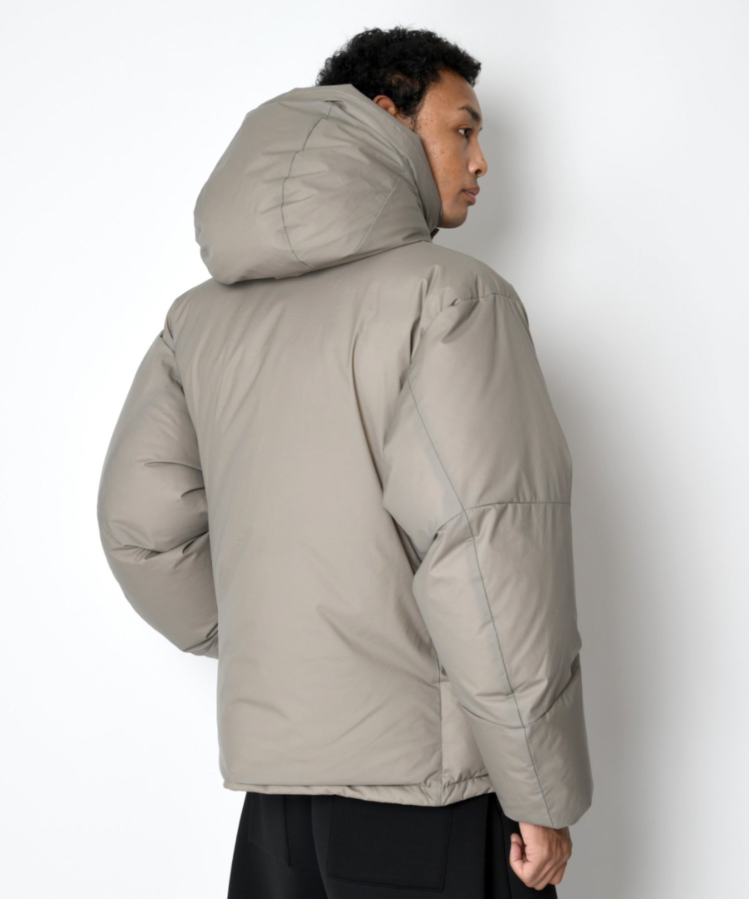 AOAP Collaboration Down Jacket - khaki