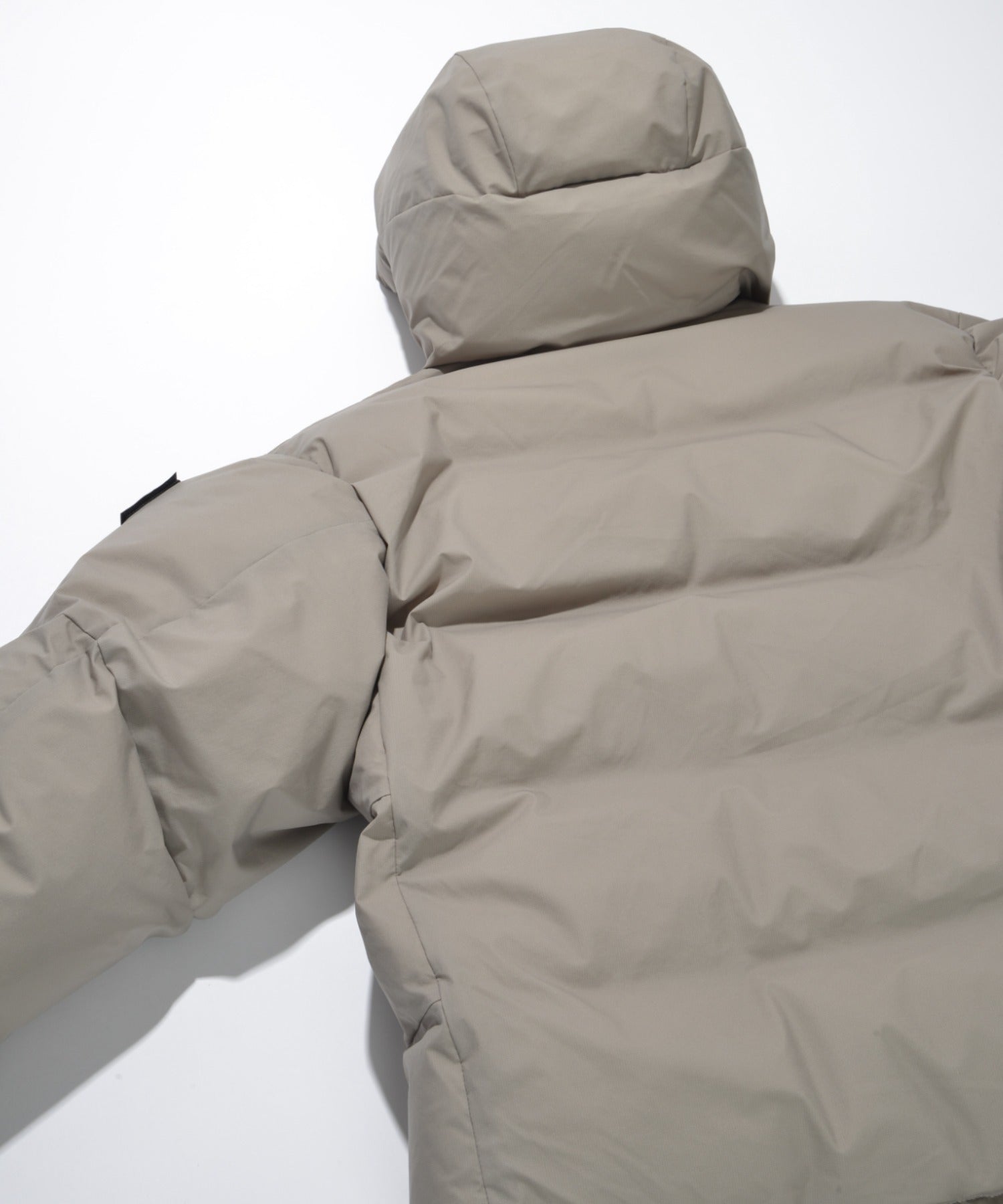 AOAP Collaboration Down Jacket - khaki