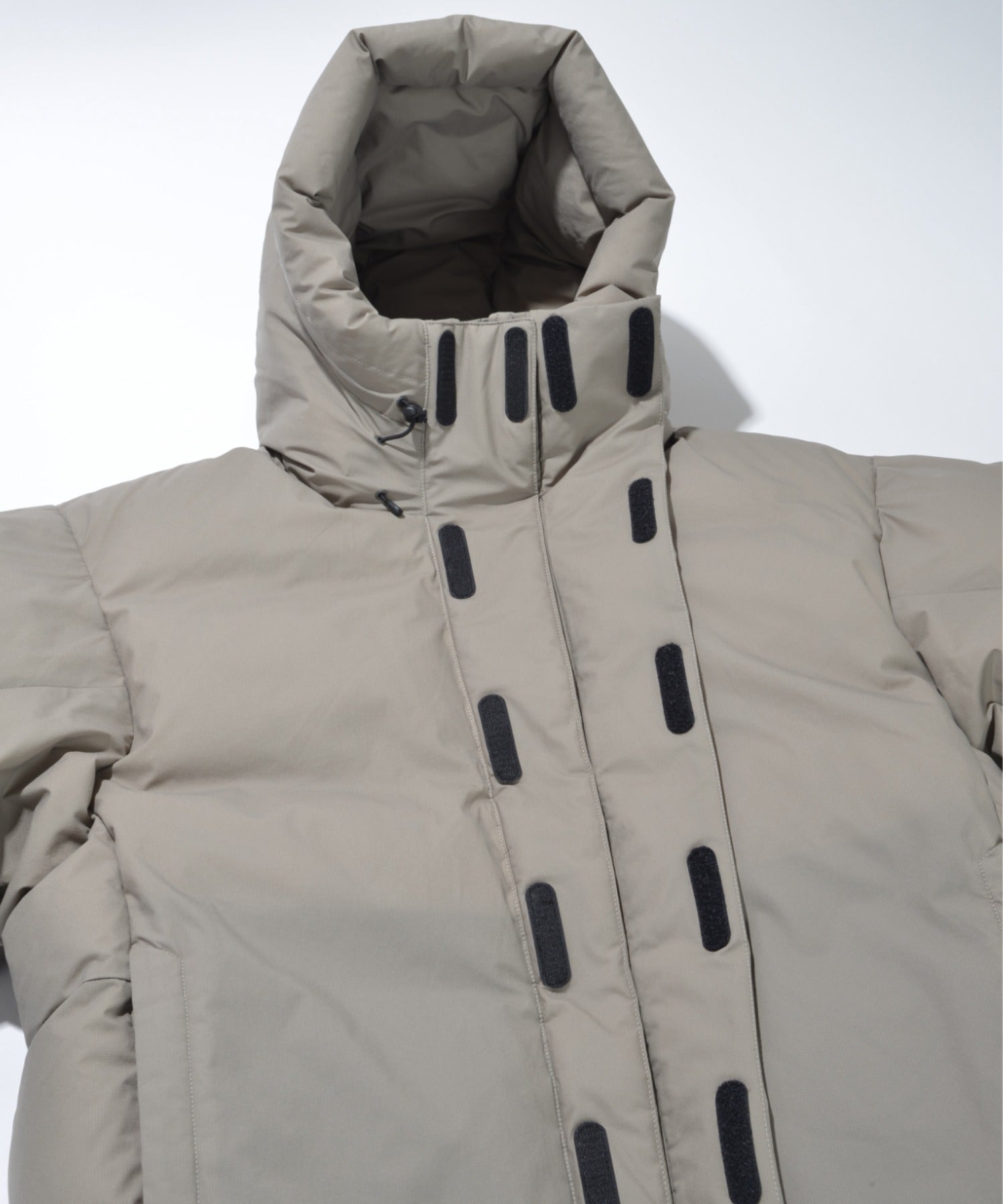 AOAP Collaboration Down Jacket - khaki