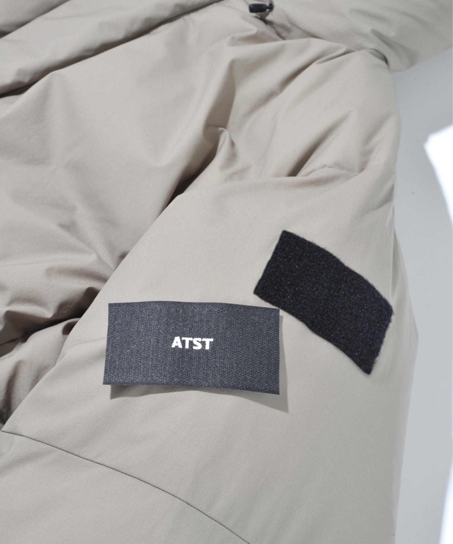 AOAP Collaboration Down Jacket - khaki
