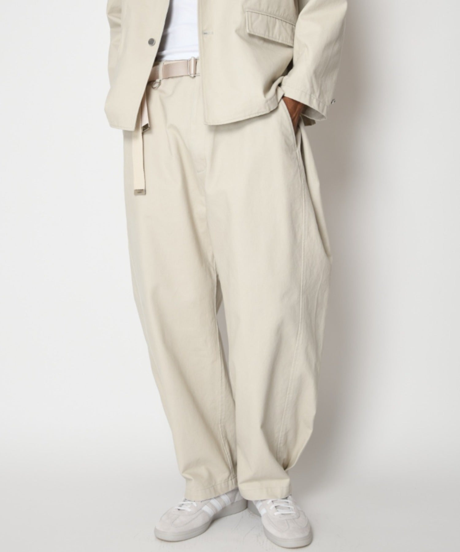 Pigment dyed Twill Side-tuck Wide Pants - gray