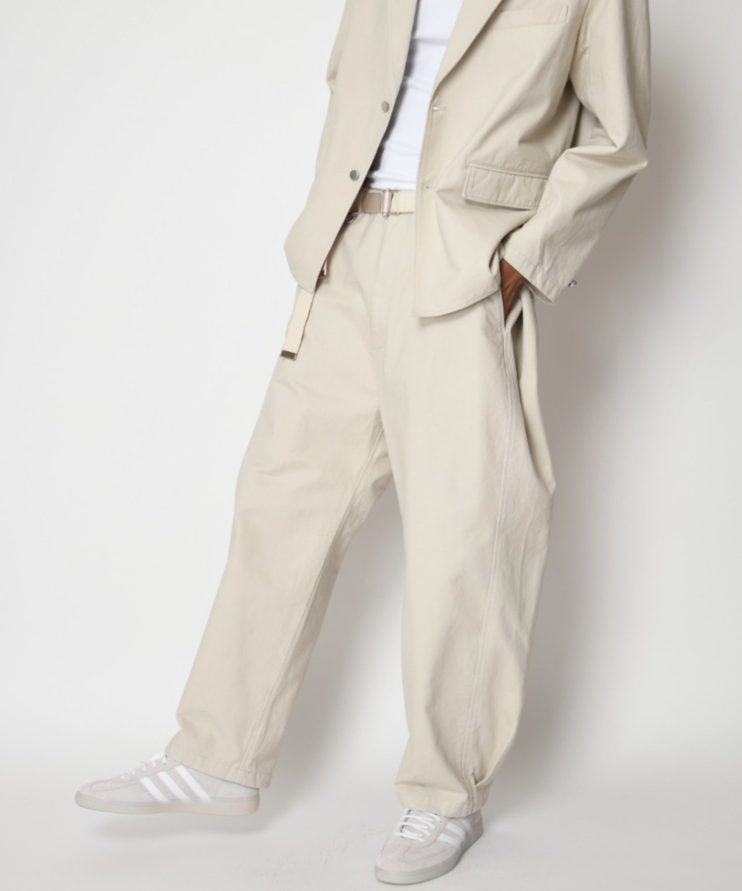 Pigment dyed Twill Side-tuck Wide Pants - gray