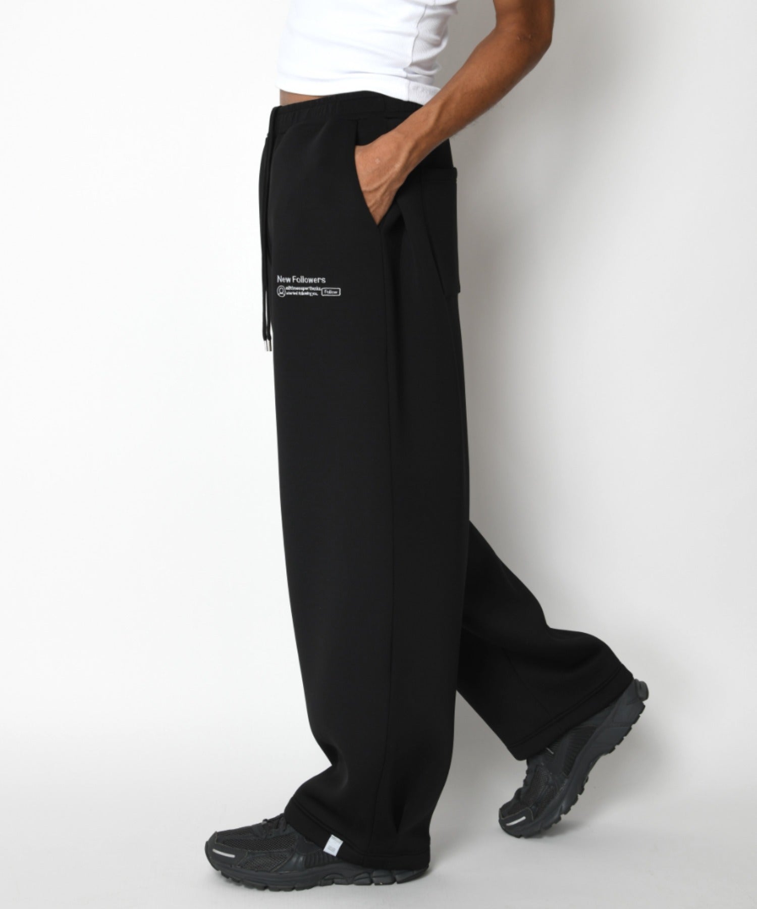 Double-knit Embroidery Side-tuck Wide Pants - ash c.gray