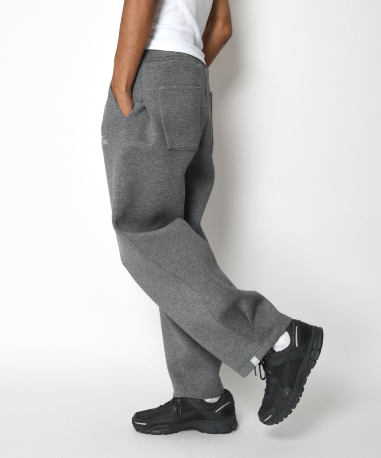 Double-knit Side-tuck Wide Pants (無地) - black