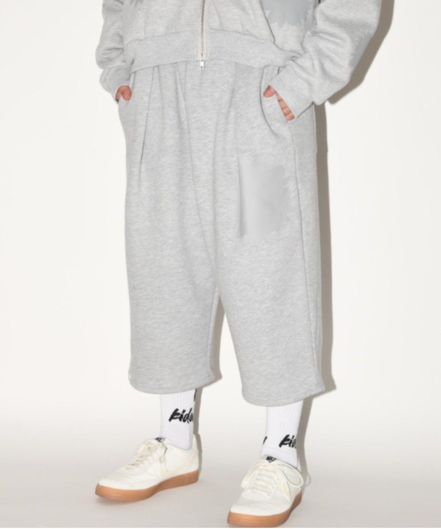 Flower sweat cropped wide trousers - ash gray