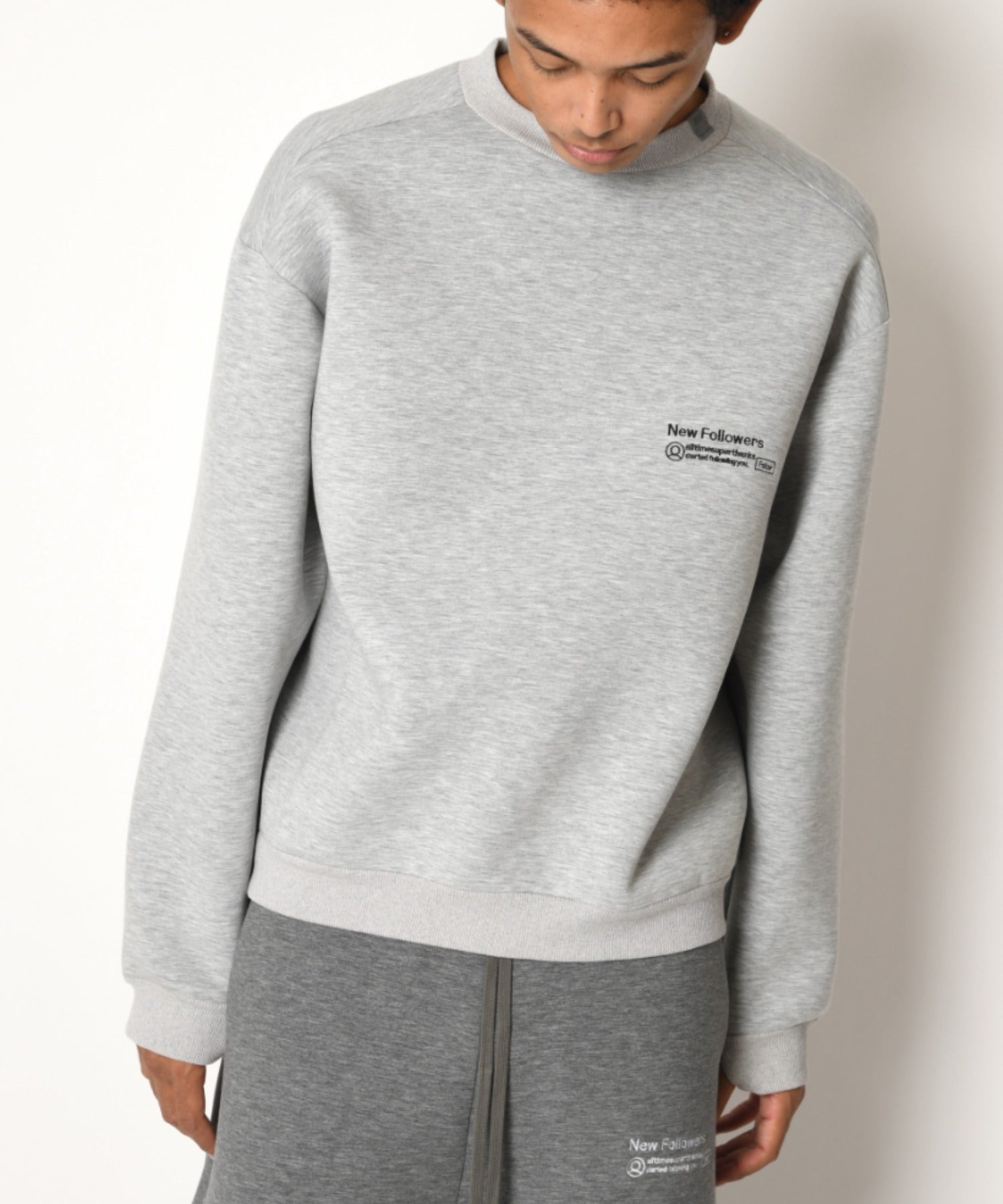 Double-knit Embroidery Crew-neck - ash gray