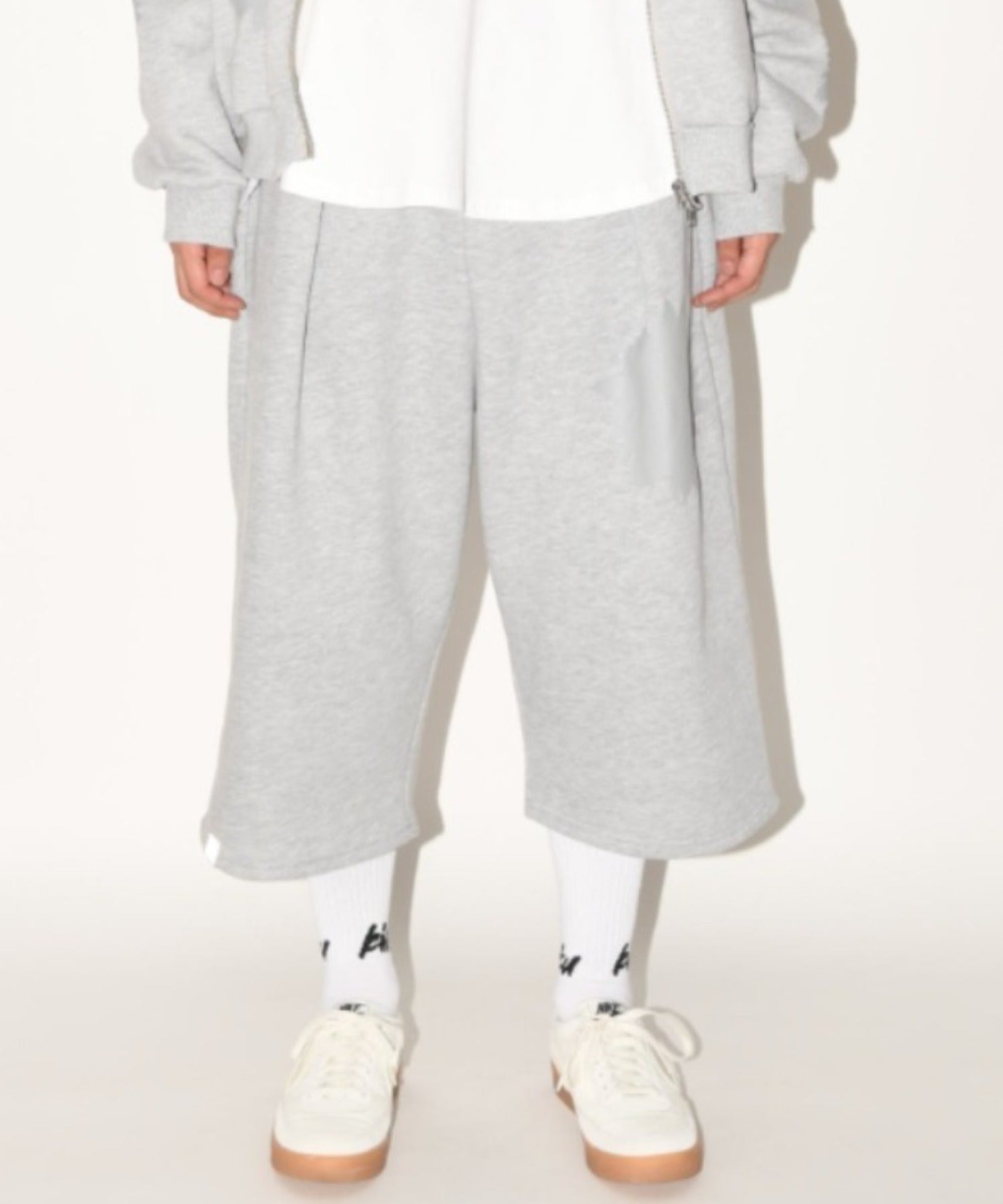 Flower sweat cropped wide trousers - ash gray