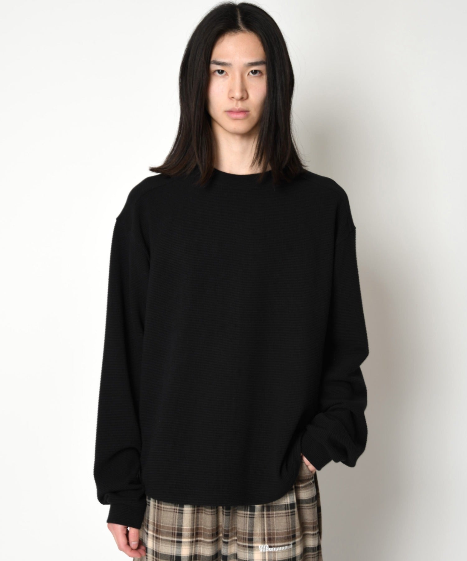 Waffle crew neck L/S T-shirt - black