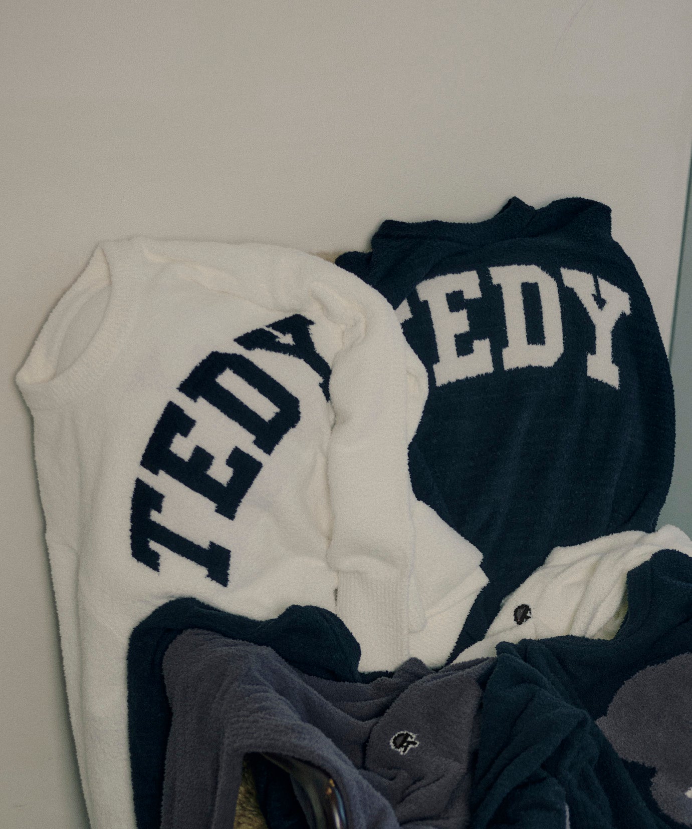 TEDY-81 LOGO crew neck - gray