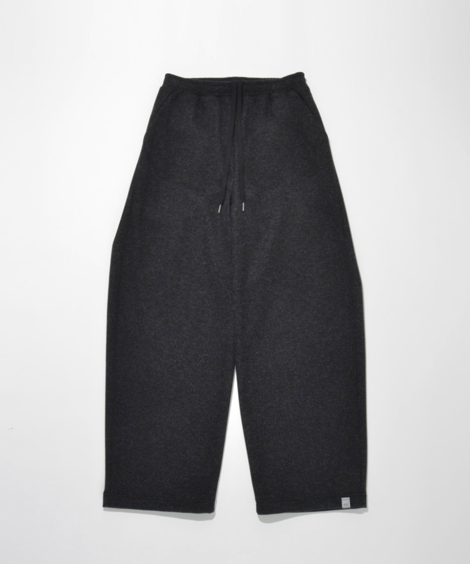 Stretch wool like Side-tuck balloon pants (刺繍無) - mix black