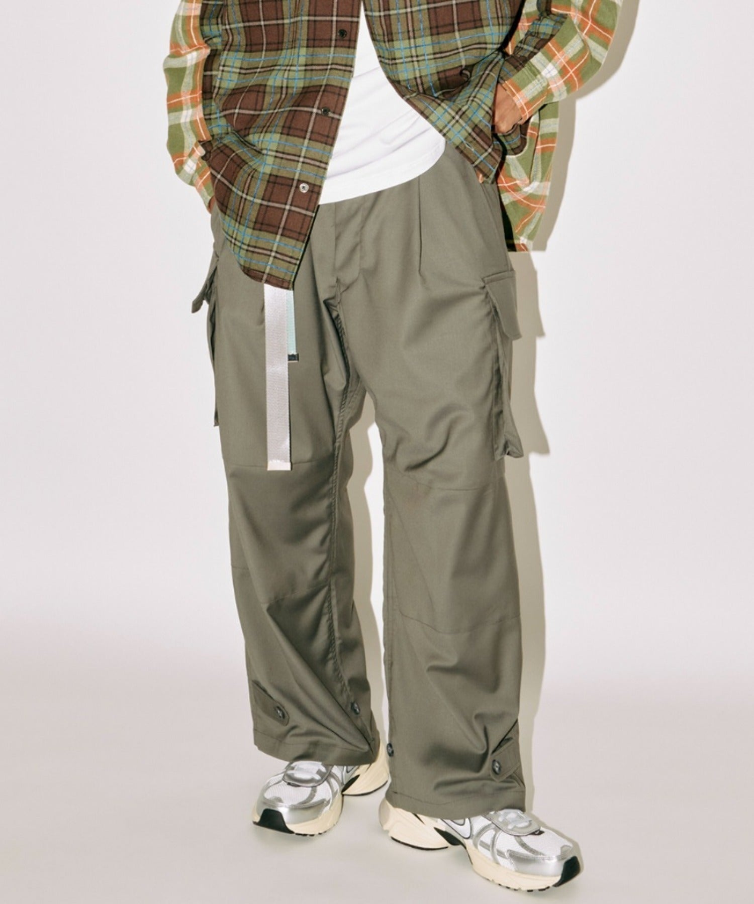 Cargo pants - moss gray
